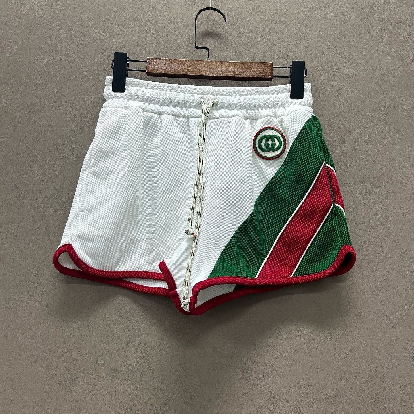 Gucci Gucci Web Stripe Knit Shorts Size XS Size 25" / US 0 / IT 36 - 1 Thumbnail