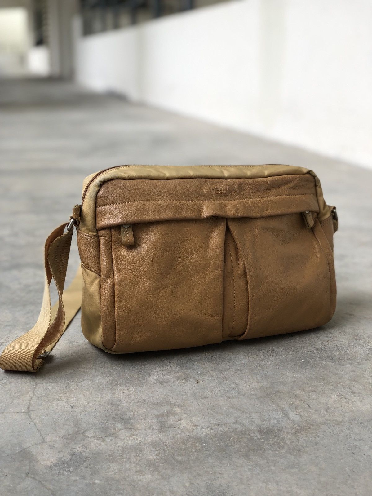 Y's for Men Sacsny Y’saccs By Yohji Yamamoto Front Leather Shoulder Bag Size ONE SIZE - 2 Thumbnail