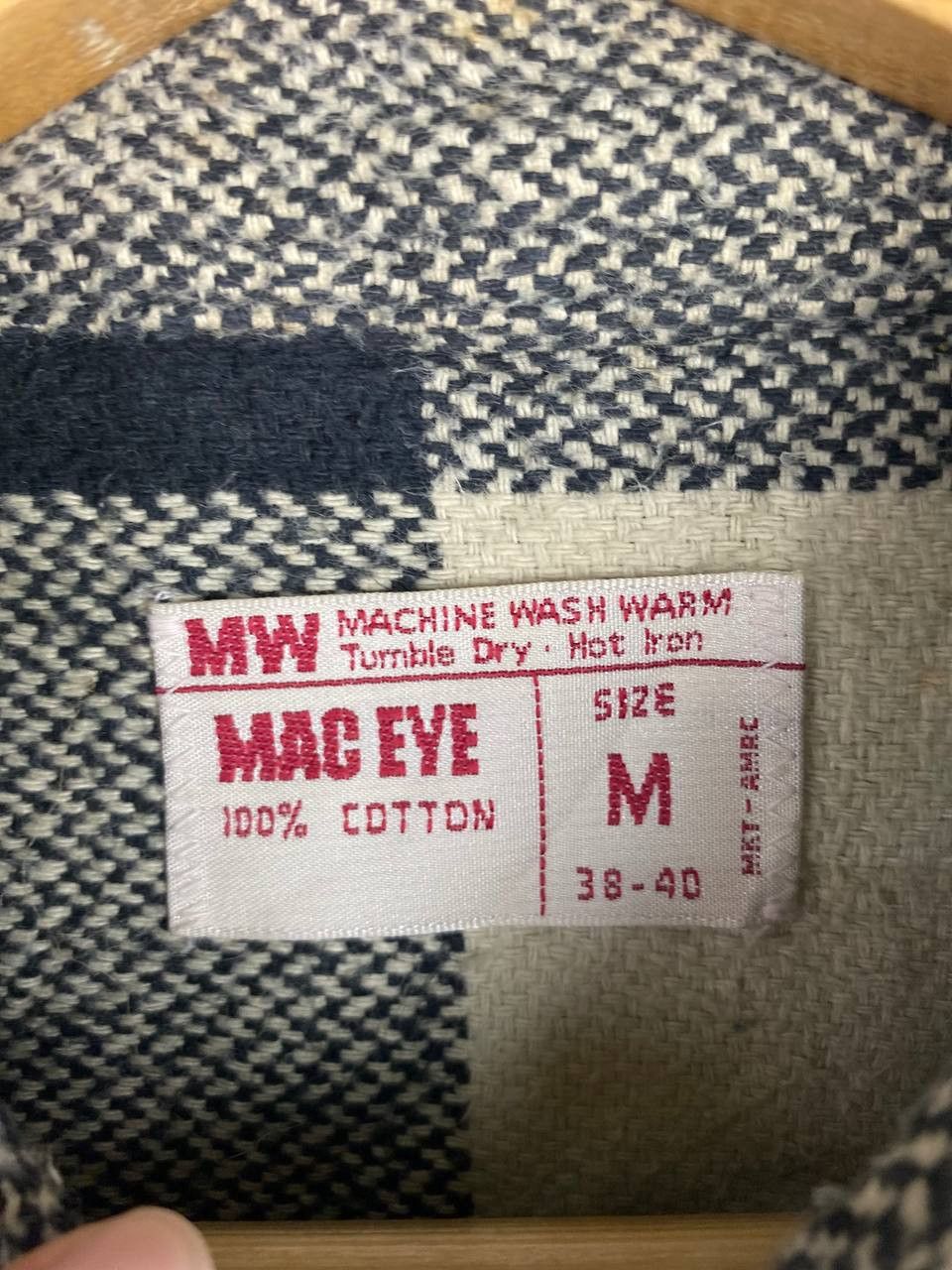 Flannel vintage checkered mac eye flannel shirt cat eye button Size US M / EU 48-50 / 2 - 5 Thumbnail