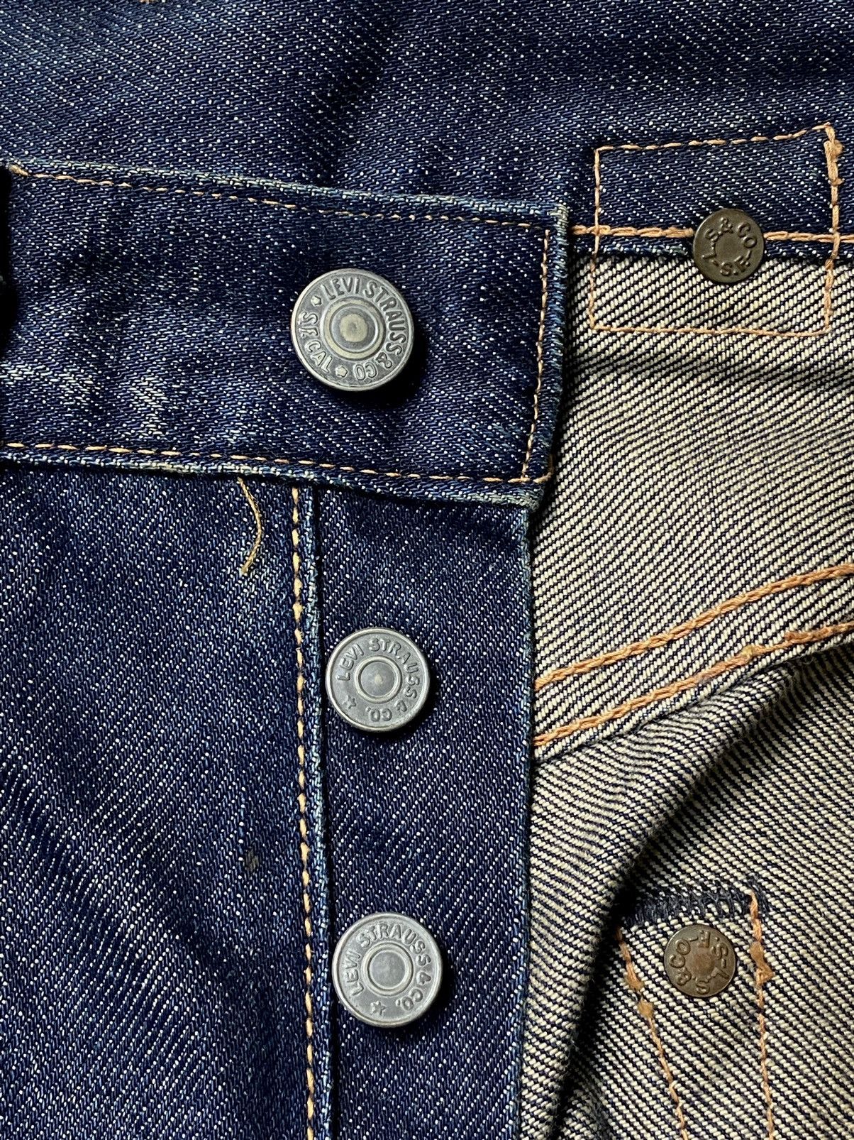 Levi's × Levi's Vintage Clothing × Vintage 1980 Cinch Buckleback Big E 501 Levis Selvedge Slim Straight Size US 34 / EU 50 - 17 Thumbnail