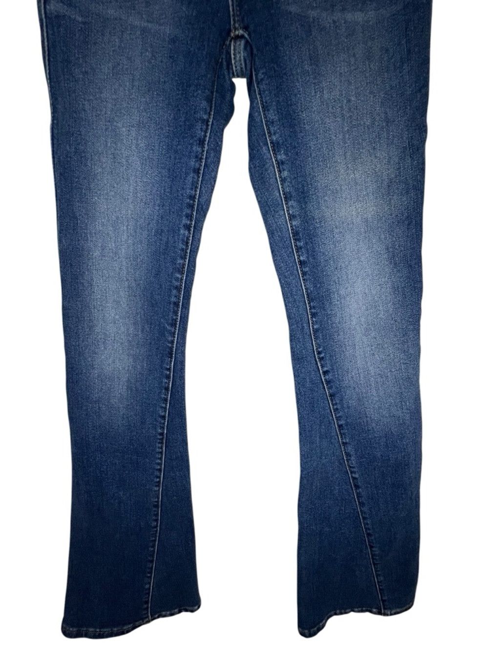 True Religion True Religion Mid Rise Flare Jeans With Angled Stitching Size 25" / US 0 / IT 36 - 2 Thumbnail