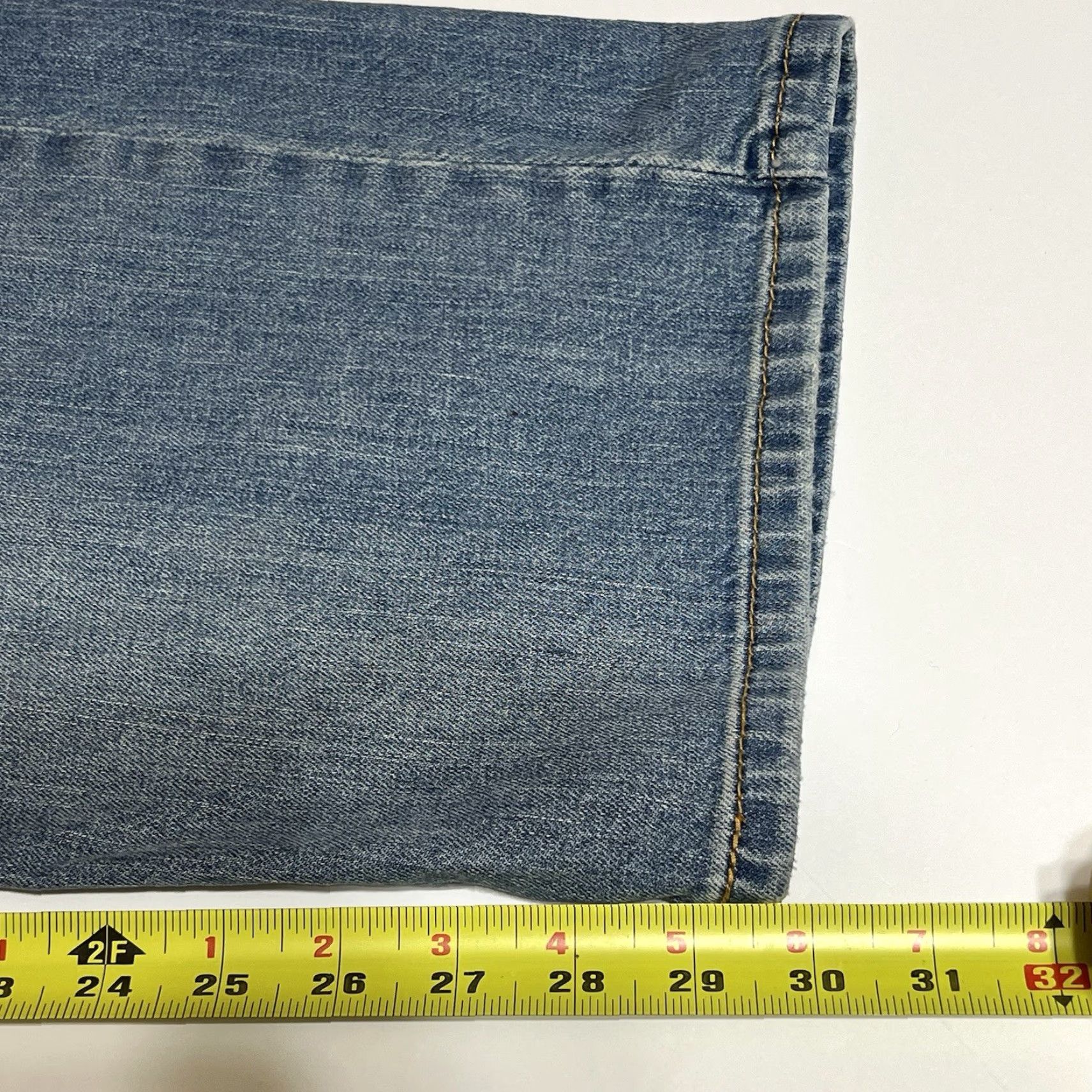 Levi's Levi's 569 Jeans Men 38x32 5-Pocket Relaxed Straight Medium Wash Denim Blue Jeans USA 500 Series Men Reg. XS? Size US 38 / EU 54 - 6 Thumbnail