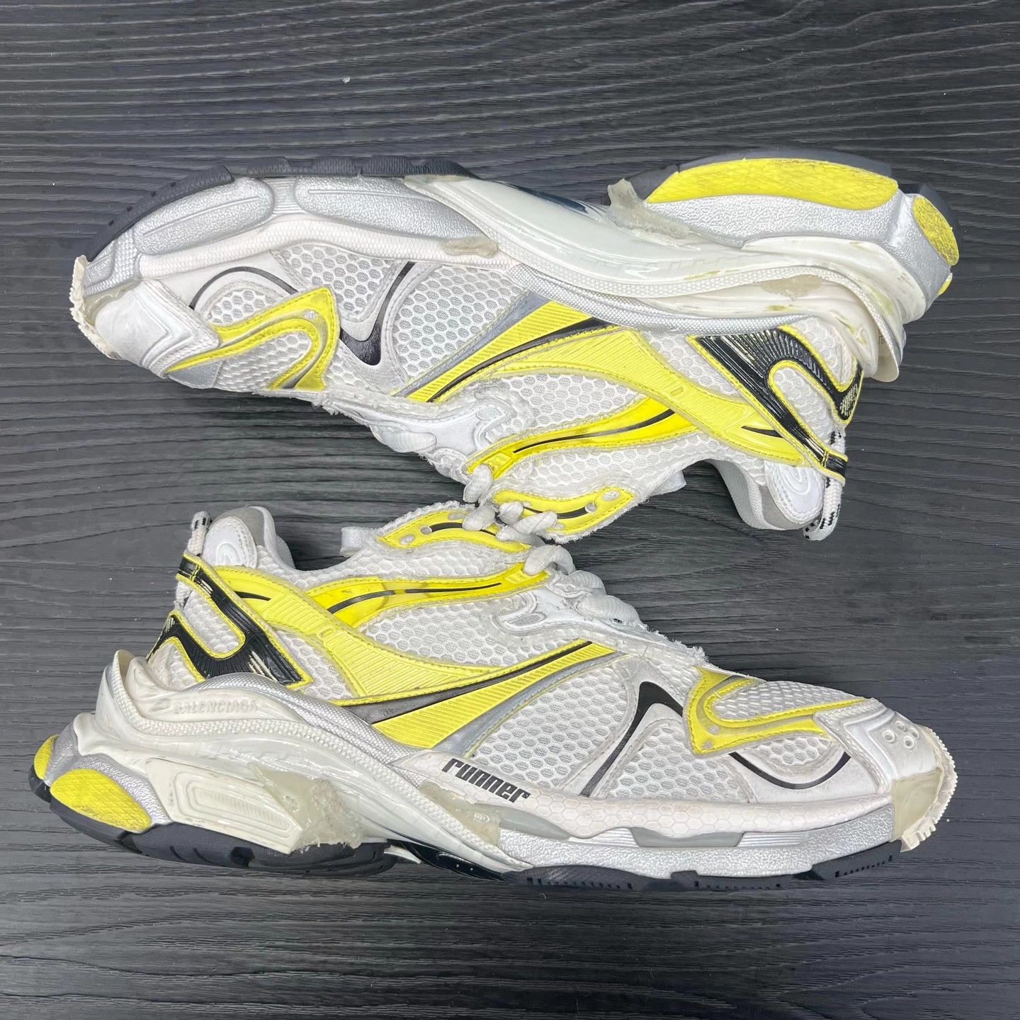 Balenciaga Balenciaga Runner Grey Yellow Distressed Sz 43 OG Box Size US 10 / EU 43 - 3 Thumbnail