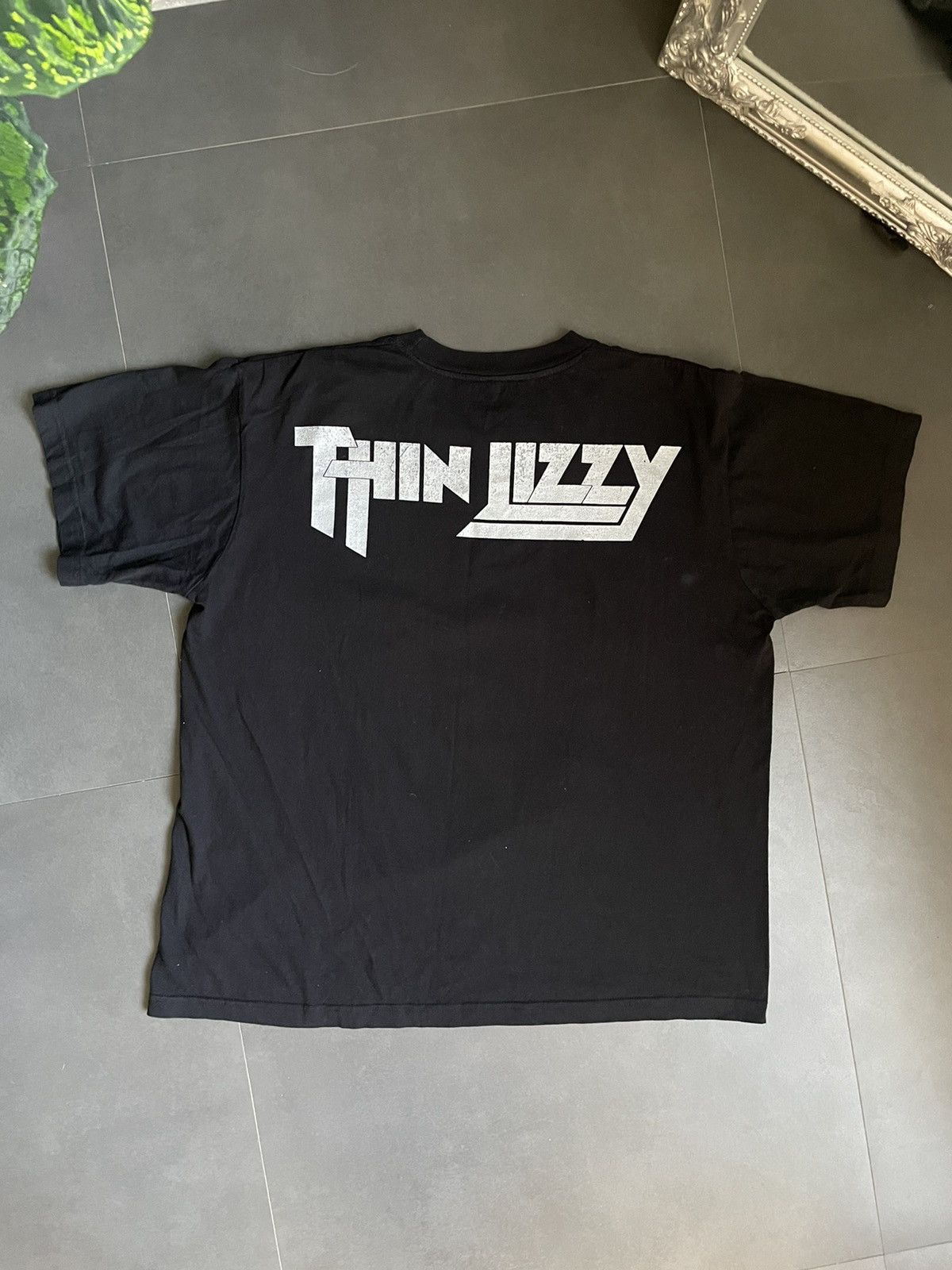 Band Tees × Vintage THIN LIZZY Vintage Tee Rock Metal Band 90’s Rare Punk Y2k Size US XL / EU 56 / 4 - 8 Thumbnail