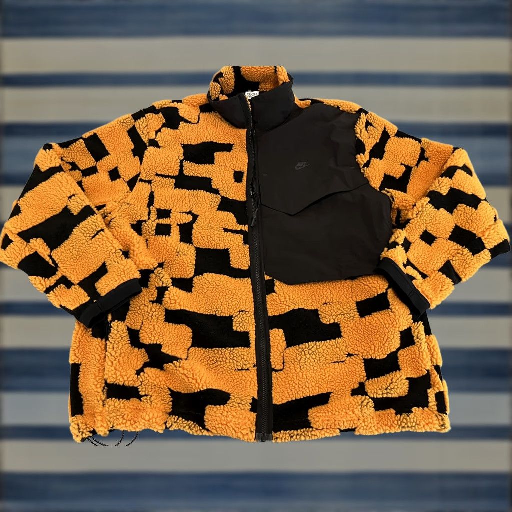 Nike Nike Sportswear Therma-FIT Tech Pack Jacket Mens 2XL Orange Full Zip Faux Fur DD6632-011 Size US XXL / EU 58 / 5 - 1 Thumbnail