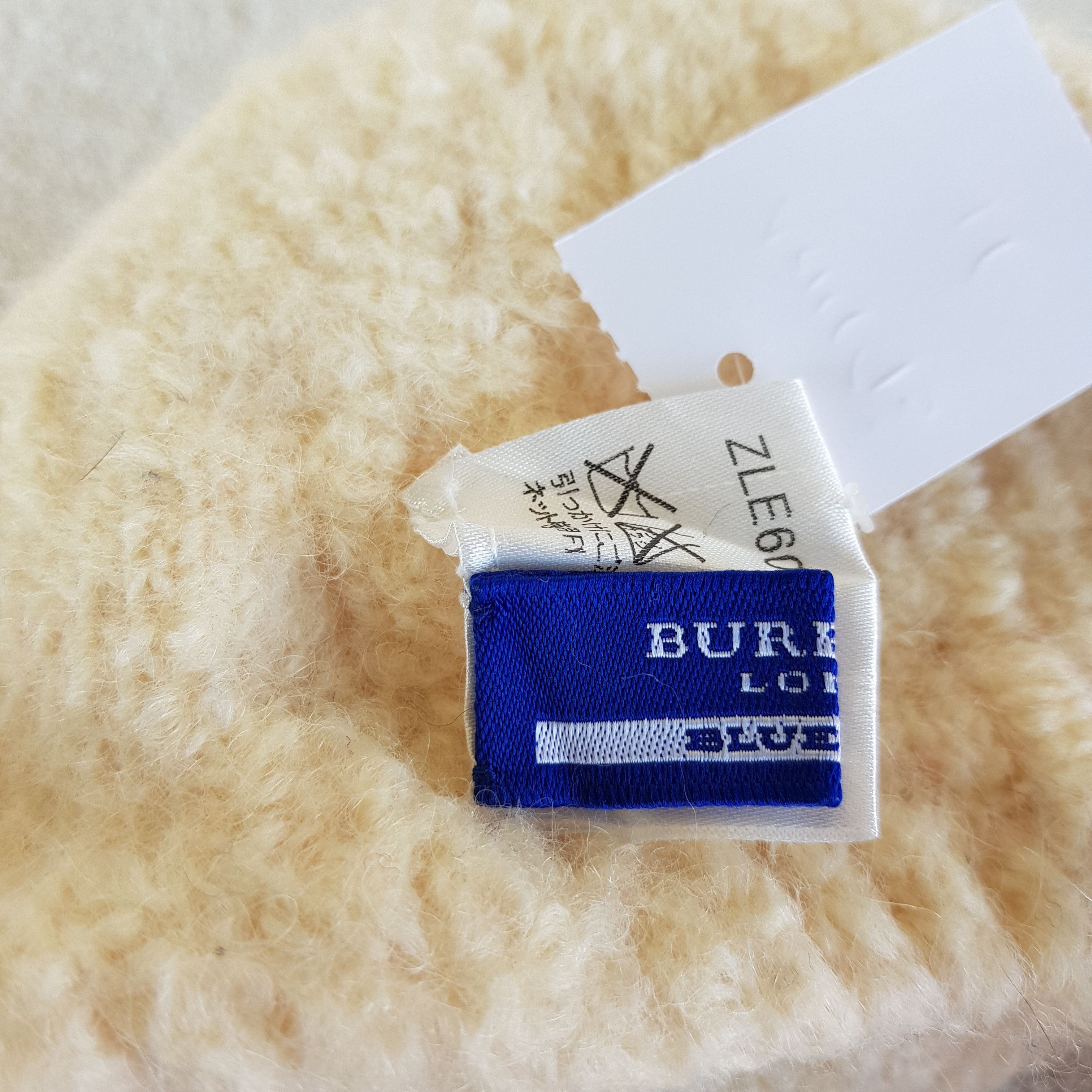 Burberry Vintage Burberry Earflap Beanie Cable Knit Snow Caps Ski Hat Size ONE SIZE - 3 Thumbnail