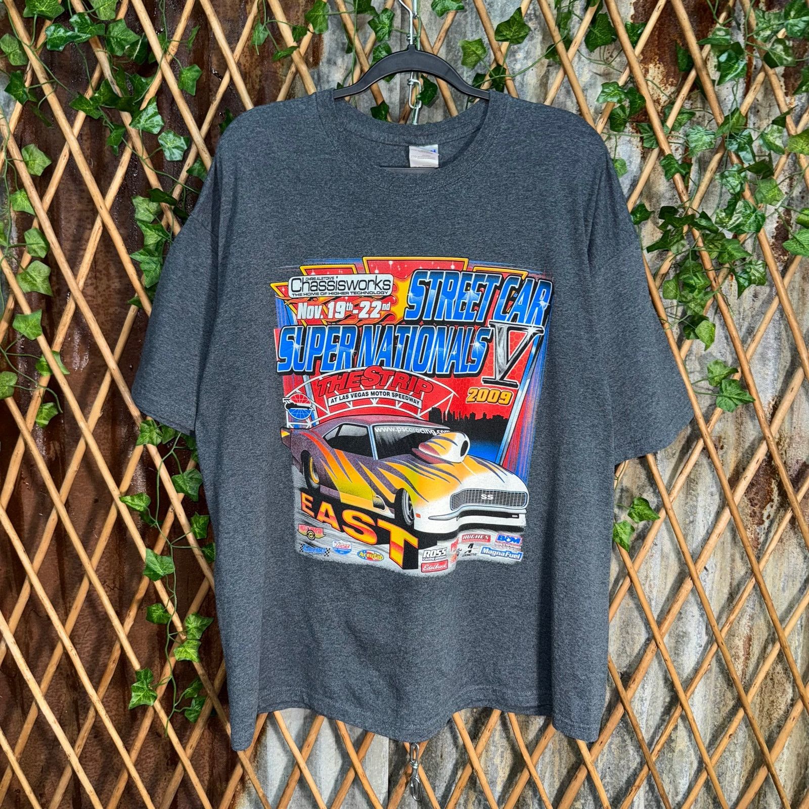 Gildan Vintage Y2K NHRA hot rod racing 00s las vegas nascar t-shirt Size US XXL / EU 58 / 5 - 1 Thumbnail