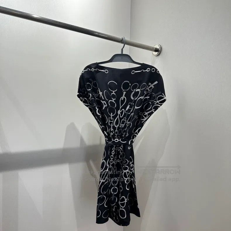 Hermes Hermes Chain Pattern Short Sleeve Dress Size XS / US 0-2 / IT 36-38 - 2 Thumbnail