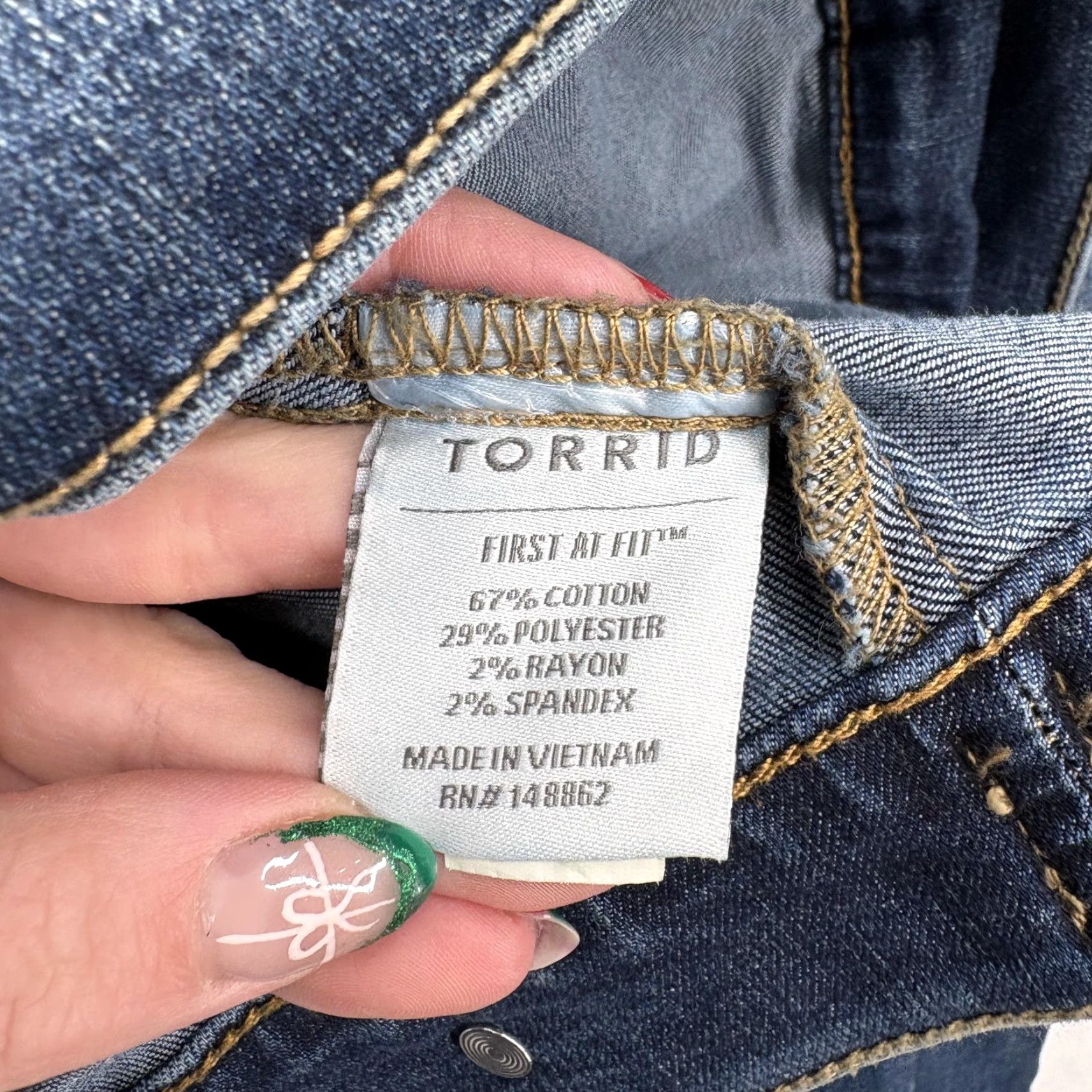 Torrid Torrid Jacket Womens Blue Denim Jean Trucker Stretch Button Front Plus Size 1X Size 40" / US 18 - 5 Thumbnail