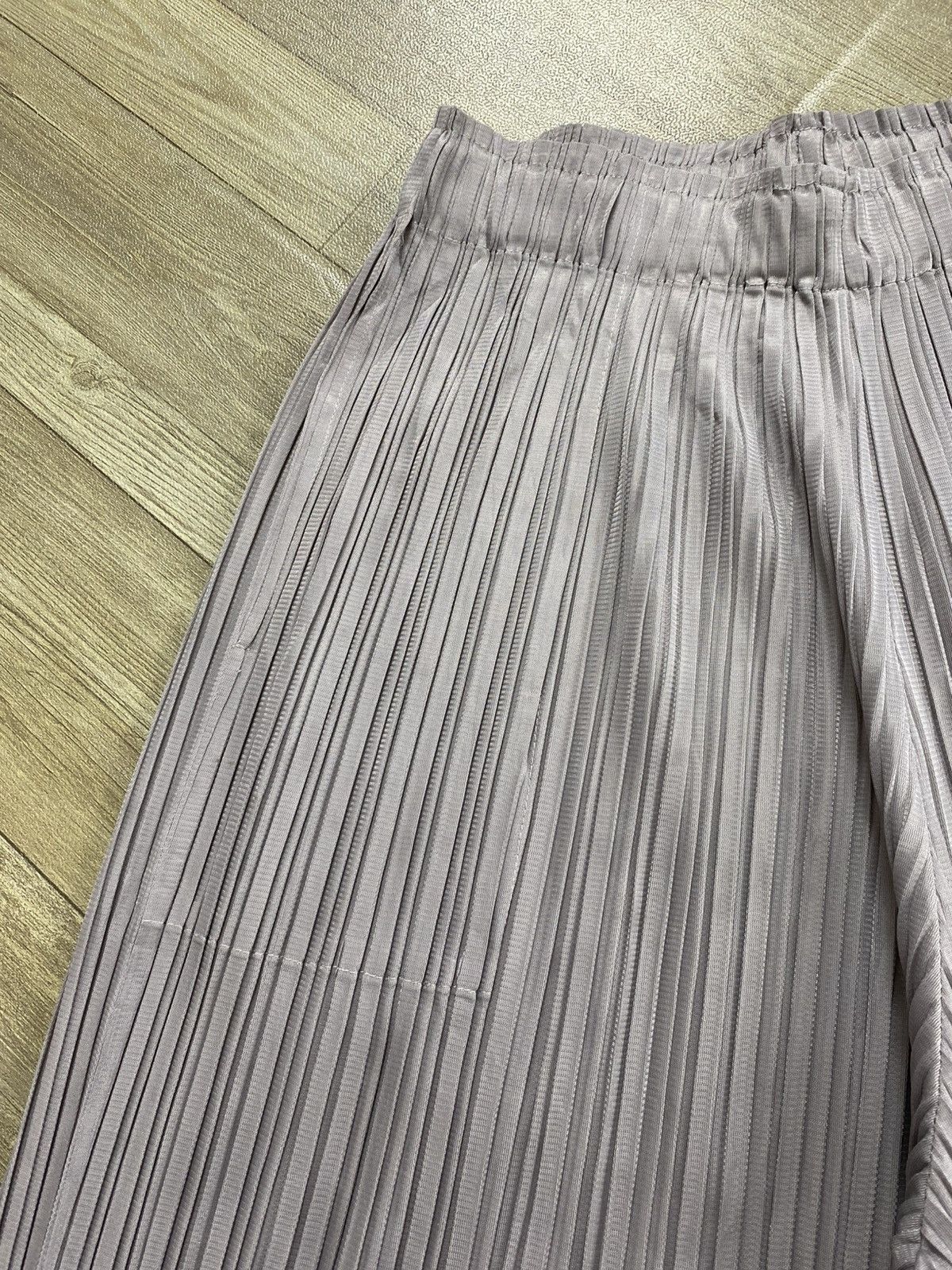 Pleats Please Issey Miyake Vintage Pleats Please Issey Miyake Wide Leg Pants Dark Gray Size US 28 / EU 44 - 6 Thumbnail