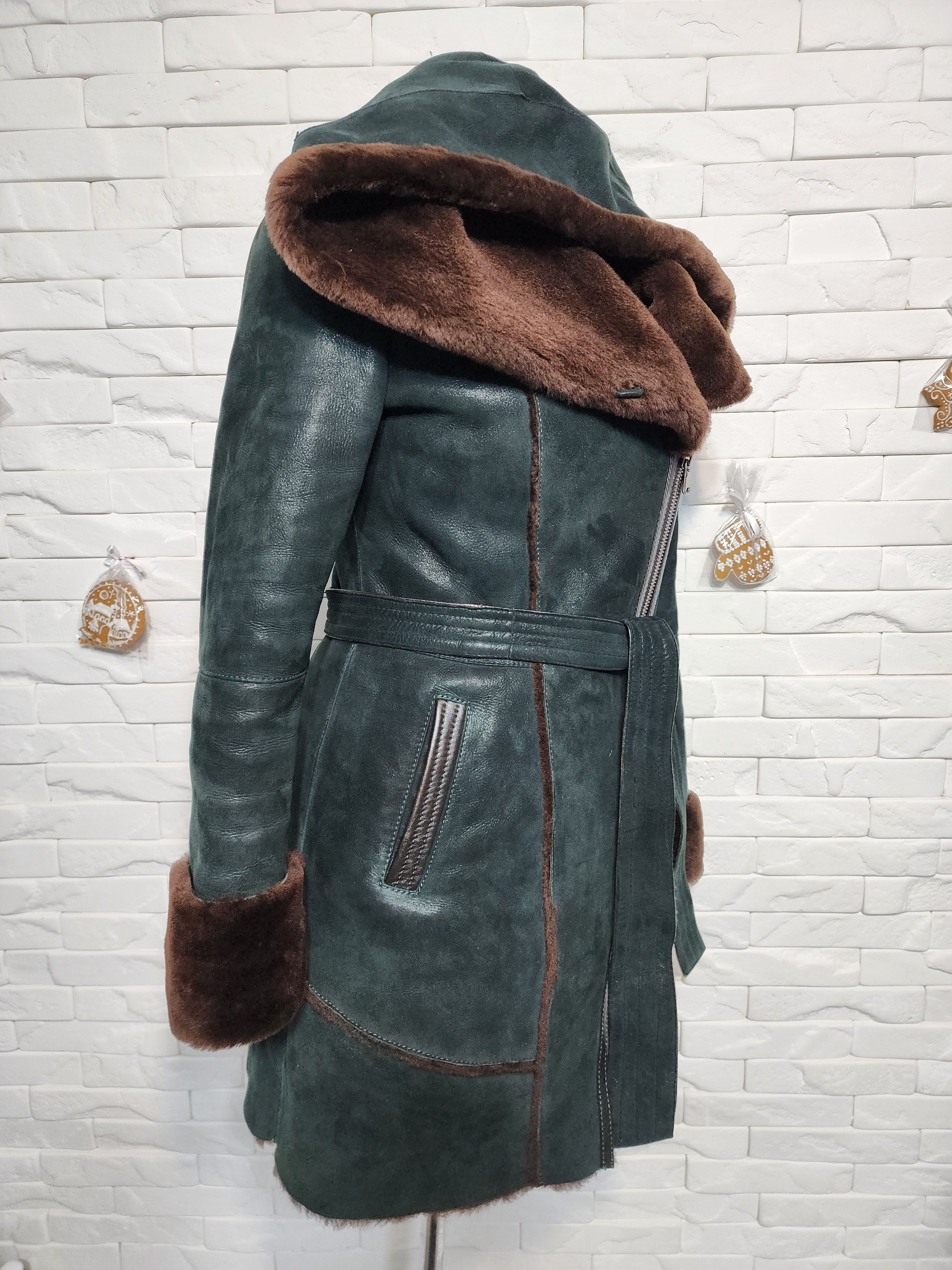 Furla Green Sheepskin Coat: Women's Fur Hood Winter Coat Size S / US 4 / IT 40 - 3 Thumbnail