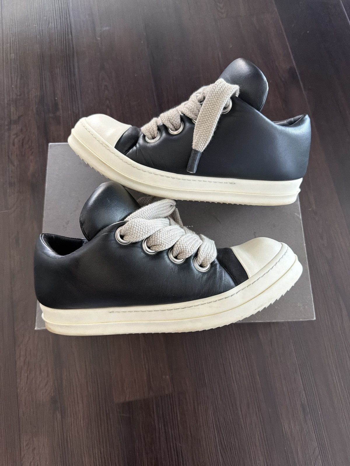Rick Owens Rick Owens Jumbo Lace Padded Low Sneakers Size US 10 / EU 43 - 1 Thumbnail