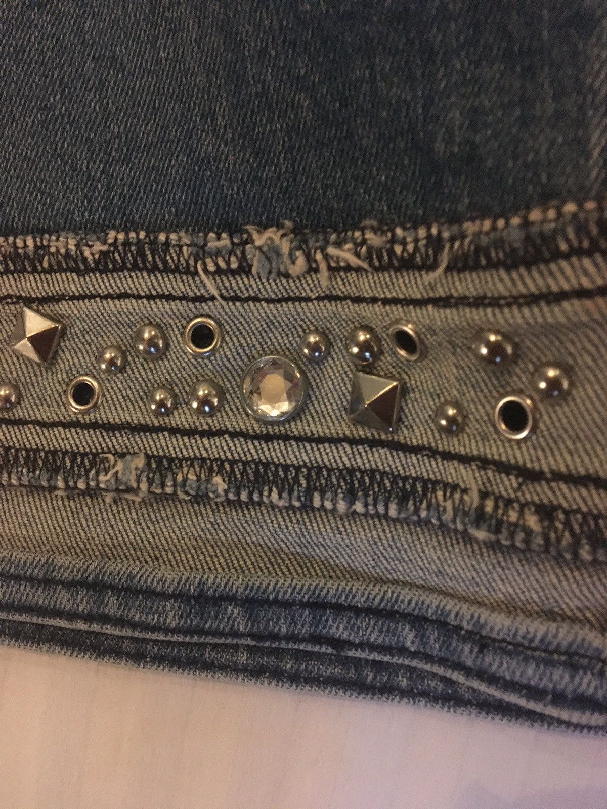 Blumarine × Vintage Cute jeweled blumarine miniskirt Size 27" / US 4 / IT 40 - 5 Thumbnail
