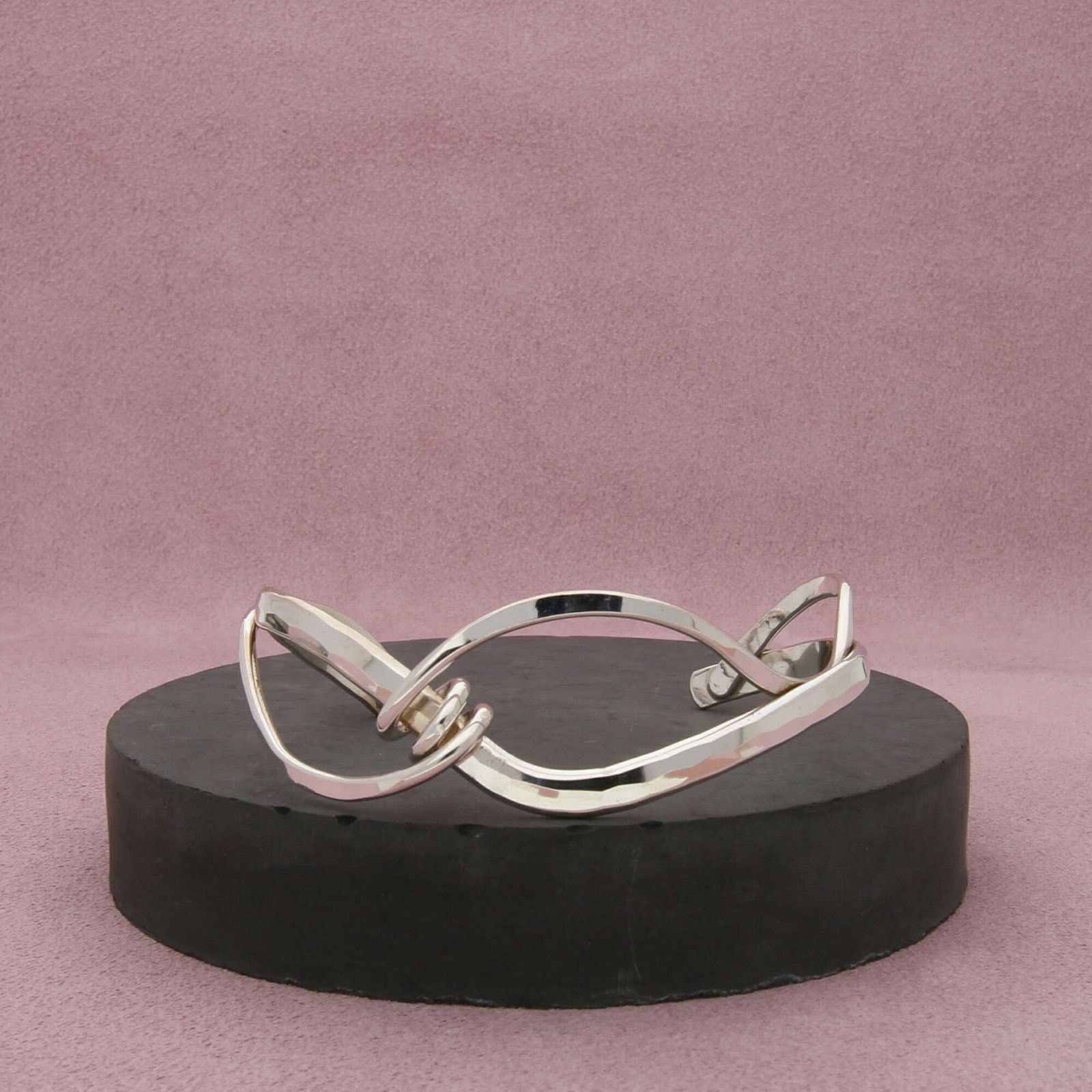 Sterling Silver sterling silver hammered wire cuff bracelet size 6.5in Size ONE SIZE - 1 Thumbnail