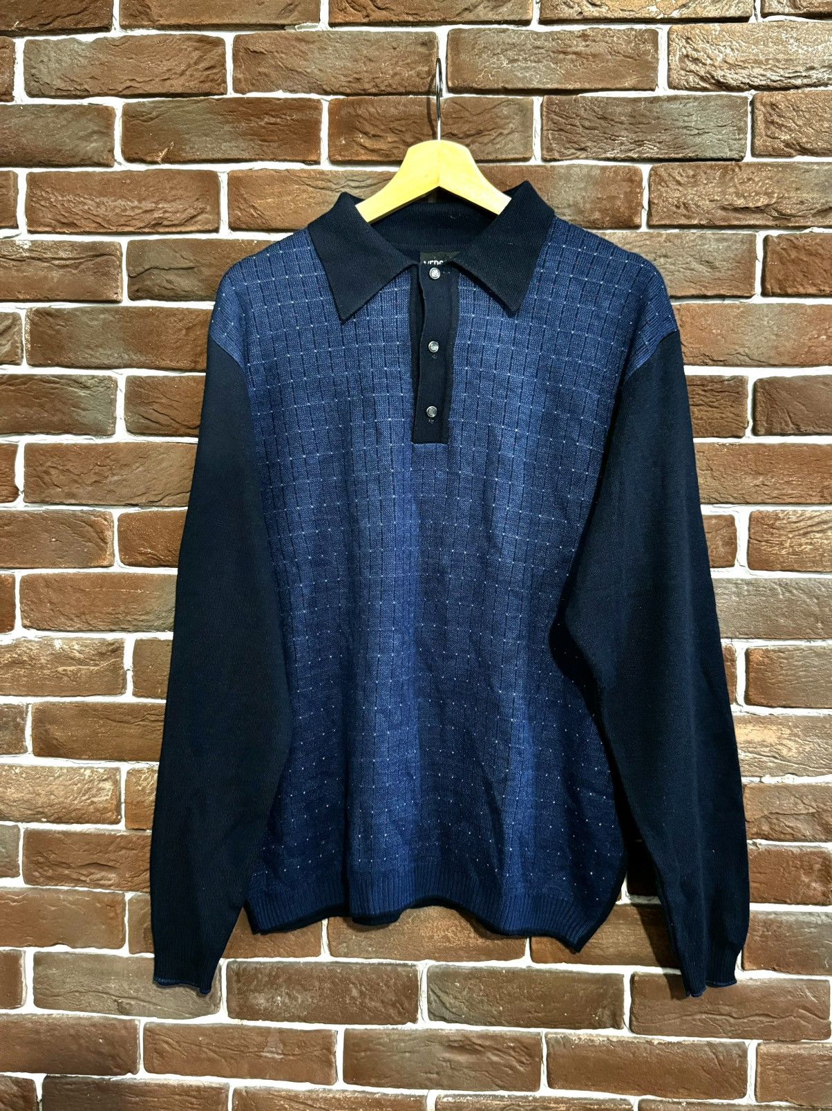 Versace Vintage 90s Versace Jeans Couture Knitted Polo Sweatshirt Size US L / EU 52-54 / 3 - 1 Thumbnail