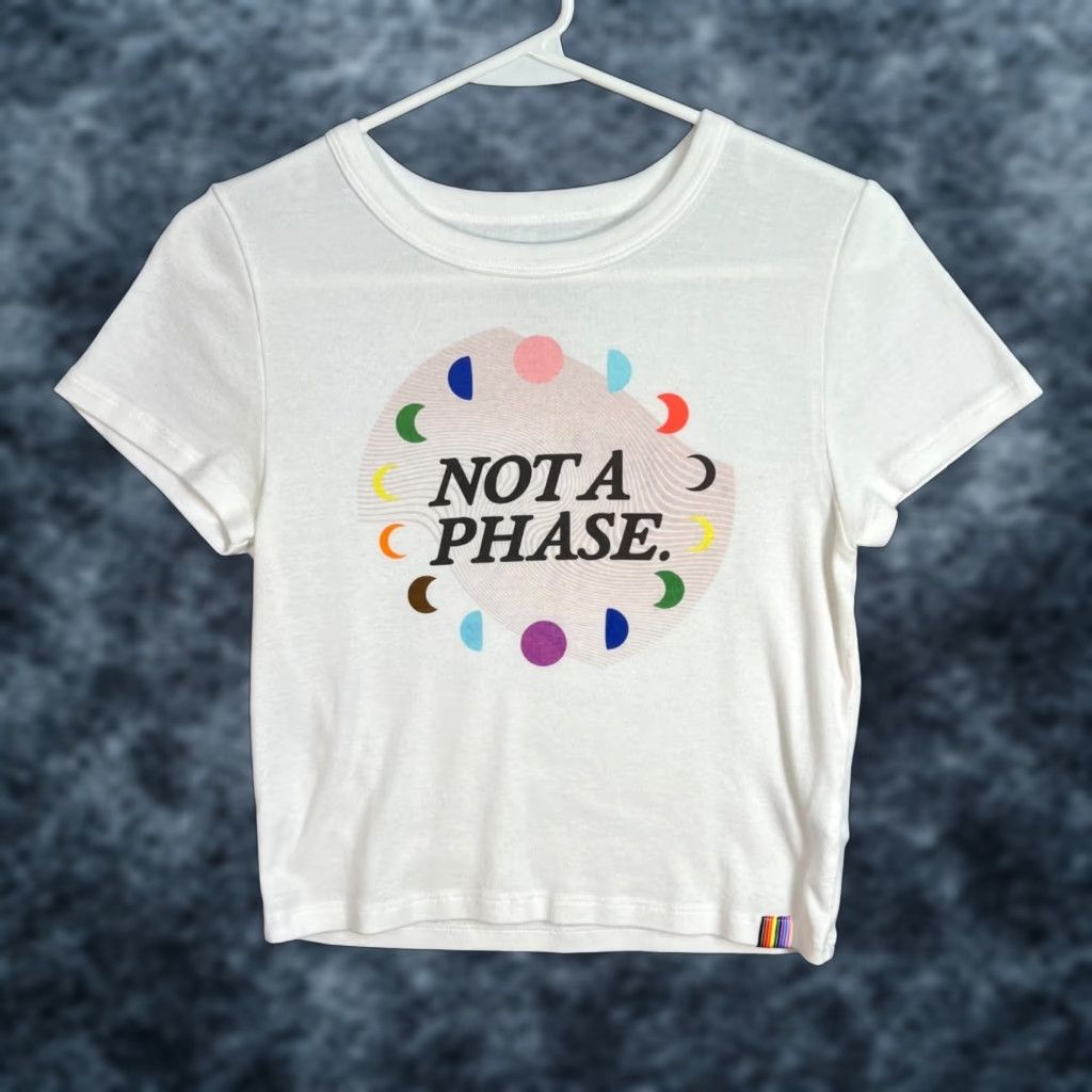 American Eagle Outfitters American Eagle Outfitters Not A Phase White Olivia Ponton Graphic T-Shirt Large Crew Neck Short Sleeve Size L Women Summer Spring Size L / US 10 / IT 46 - 1 Thumbnail