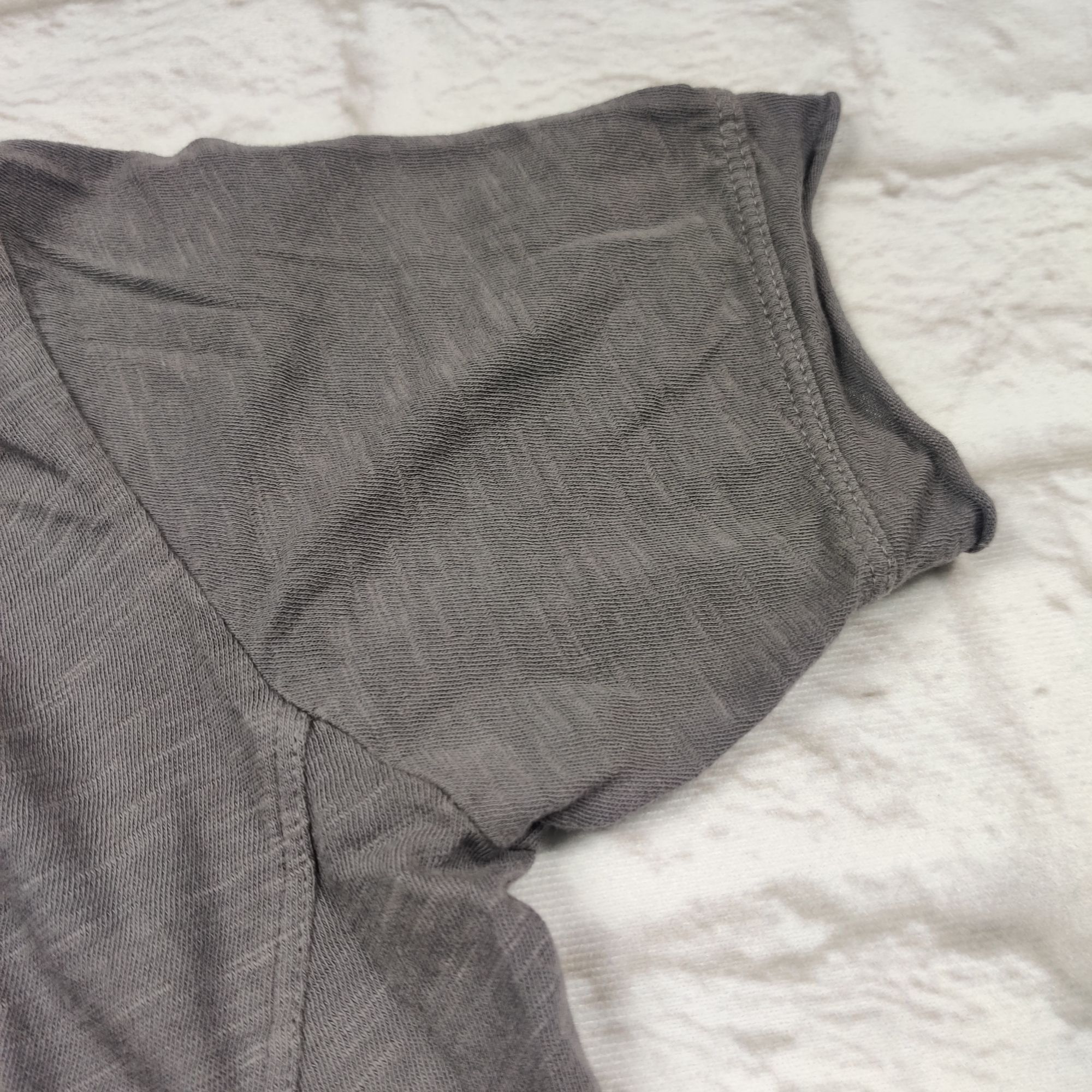 Other Left of Center XS Gray V-Neck Tee USA Made Anthropologie Poc Size XS / US 0-2 / IT 36-38 - 11 Thumbnail