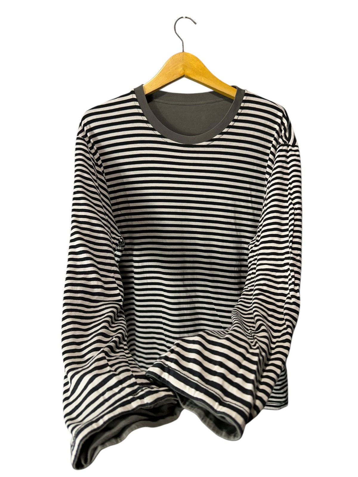 Levi's Vintage Clothing Levi Strauss & Co. SPIDER REVERSIBLE STRIPE LONG SLEEVE TEE Size US L / EU 52-54 / 3 - 8 Thumbnail