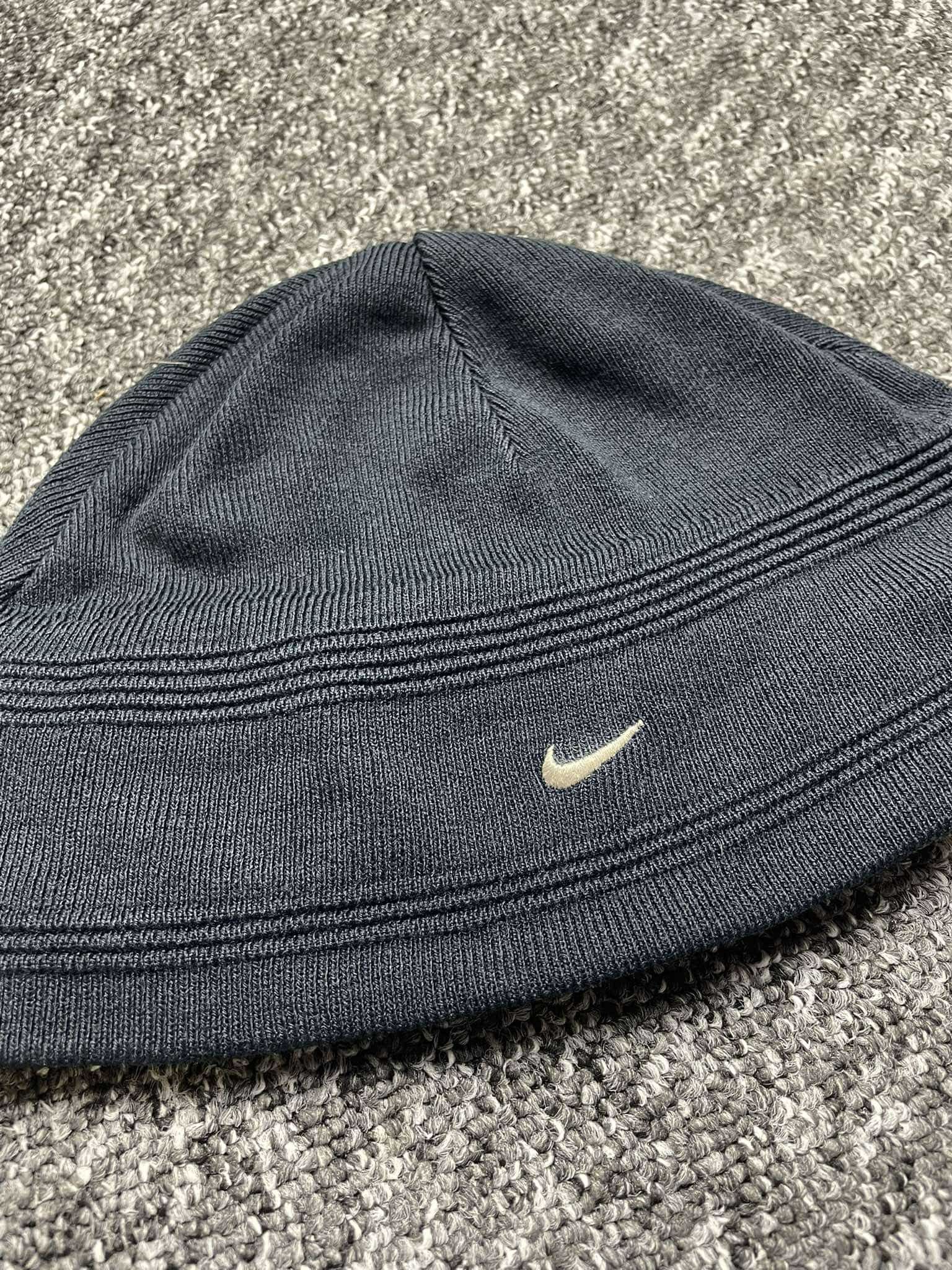 Nike × Vintage Vintage retro winter hat Nike solo swoosh logo y2k 90s Size ONE SIZE - 2 Thumbnail