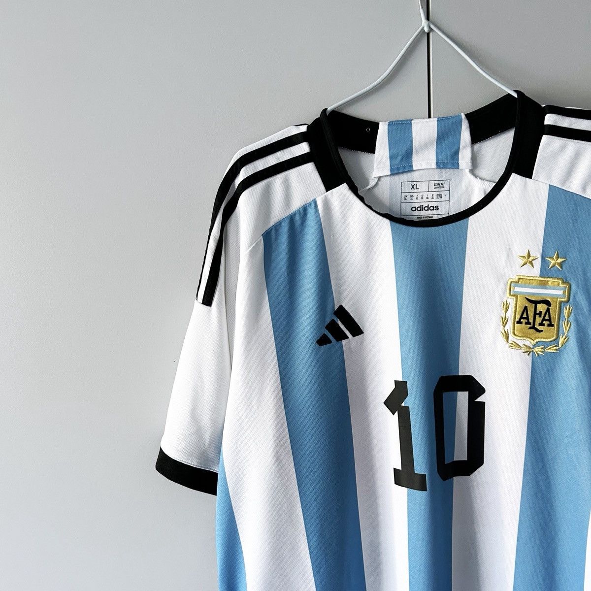Adidas Argentina jersey #10 Messi 2022 football Size US XL / EU 56 / 4 - 3 Thumbnail