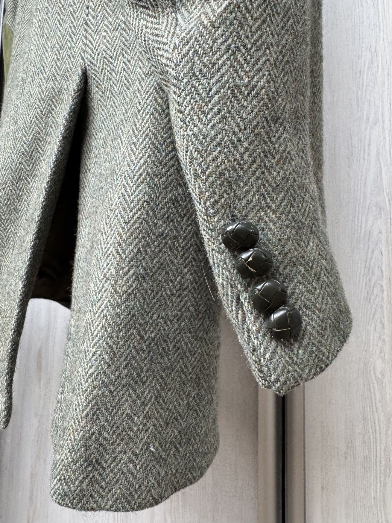 Magee Magee Donegal Tweed herringbone grey trim sport coat blazer Size 38R - 10 Thumbnail