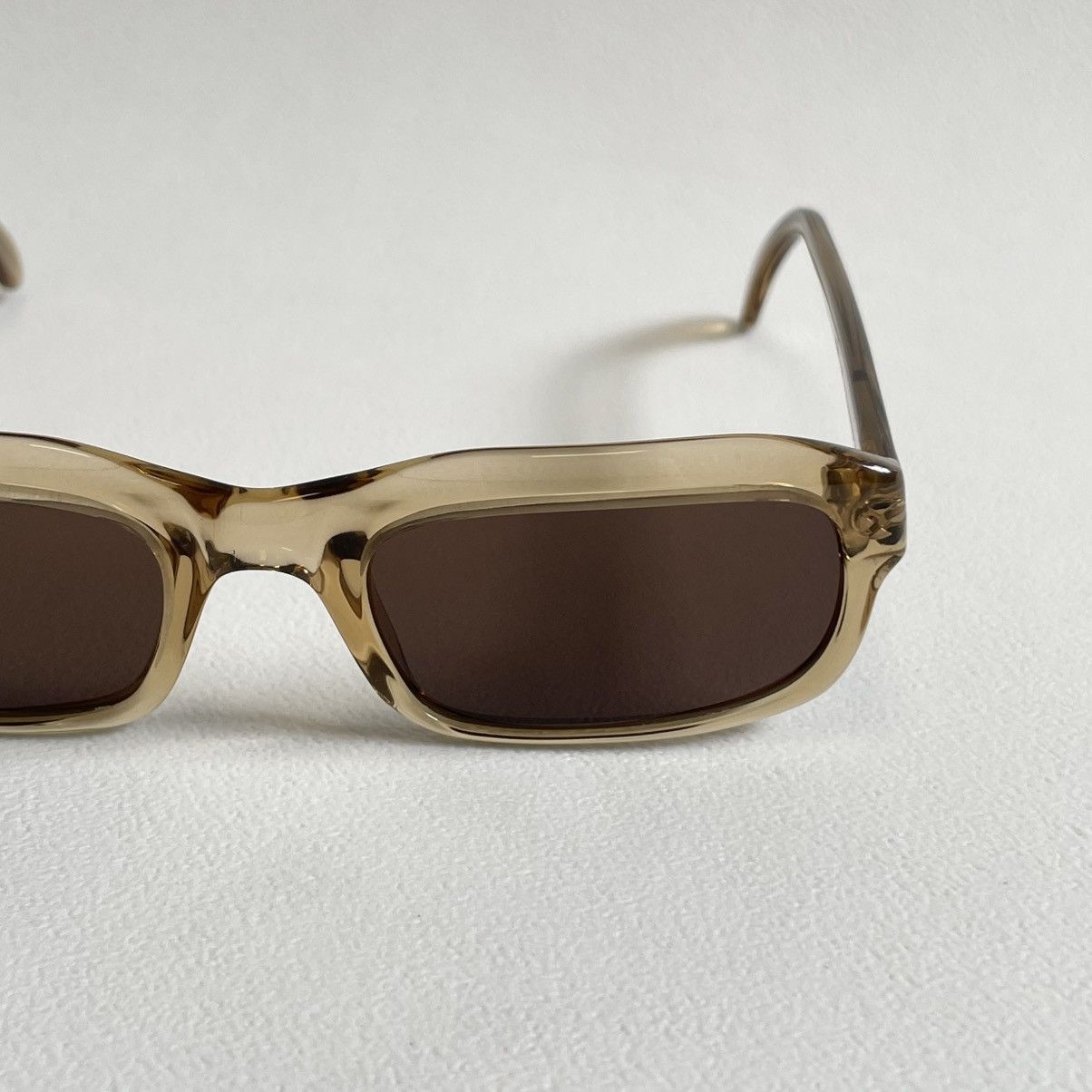 Cutler and Gross Translucent Honey Frame Vintage Sunglasses Size ONE SIZE - 3 Thumbnail