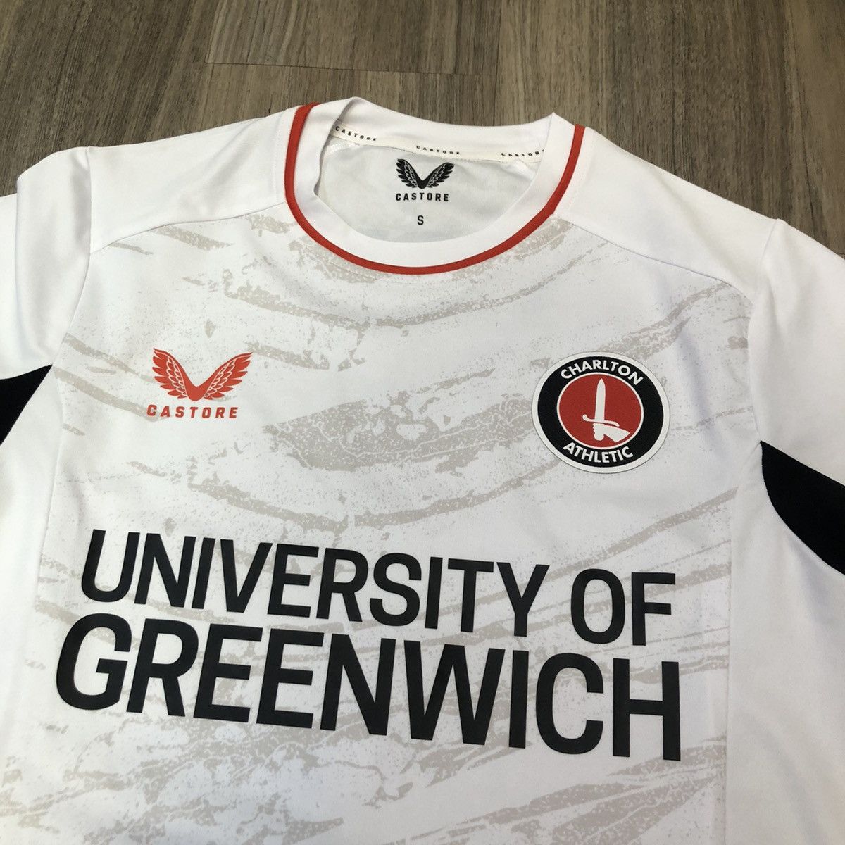 Other Charlton Athletic away jersey Size US S / EU 44-46 / 1 - 4 Thumbnail