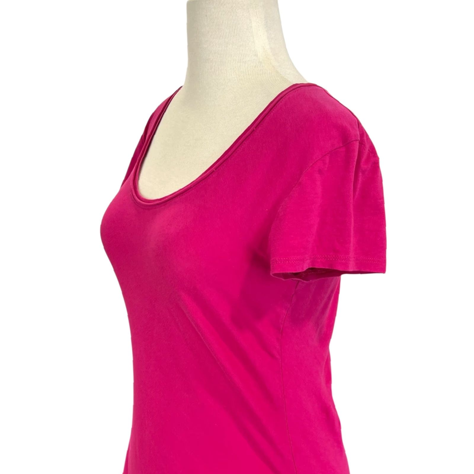 Banana Republic Banana Republic T Shirt Womens Size M Pink Short Sleeve Luxe Touch Stretch EUC Size M / US 6-8 / IT 42-44 - 3 Thumbnail