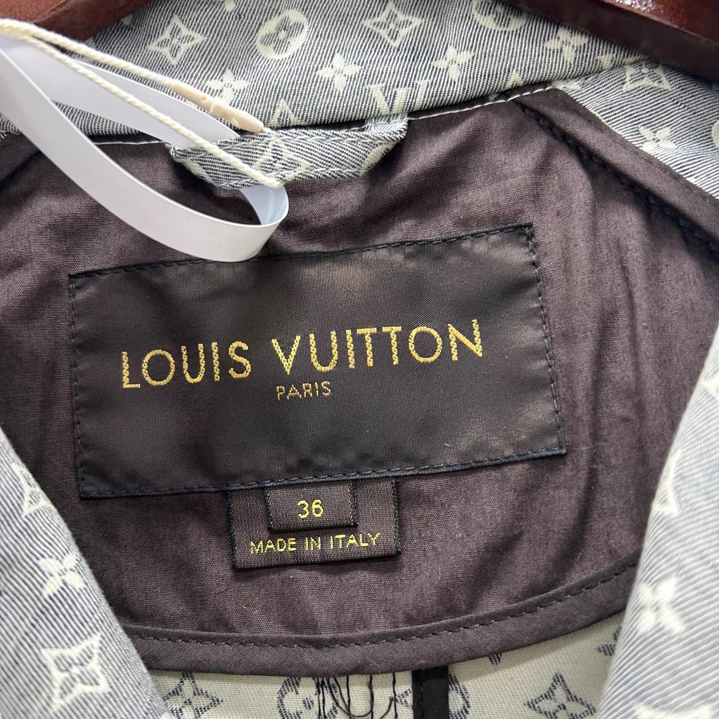 Louis Vuitton LV full logo denim trench coat women's 98 new 36 Size XS / US 0-2 / IT 36-38 - 3 Thumbnail