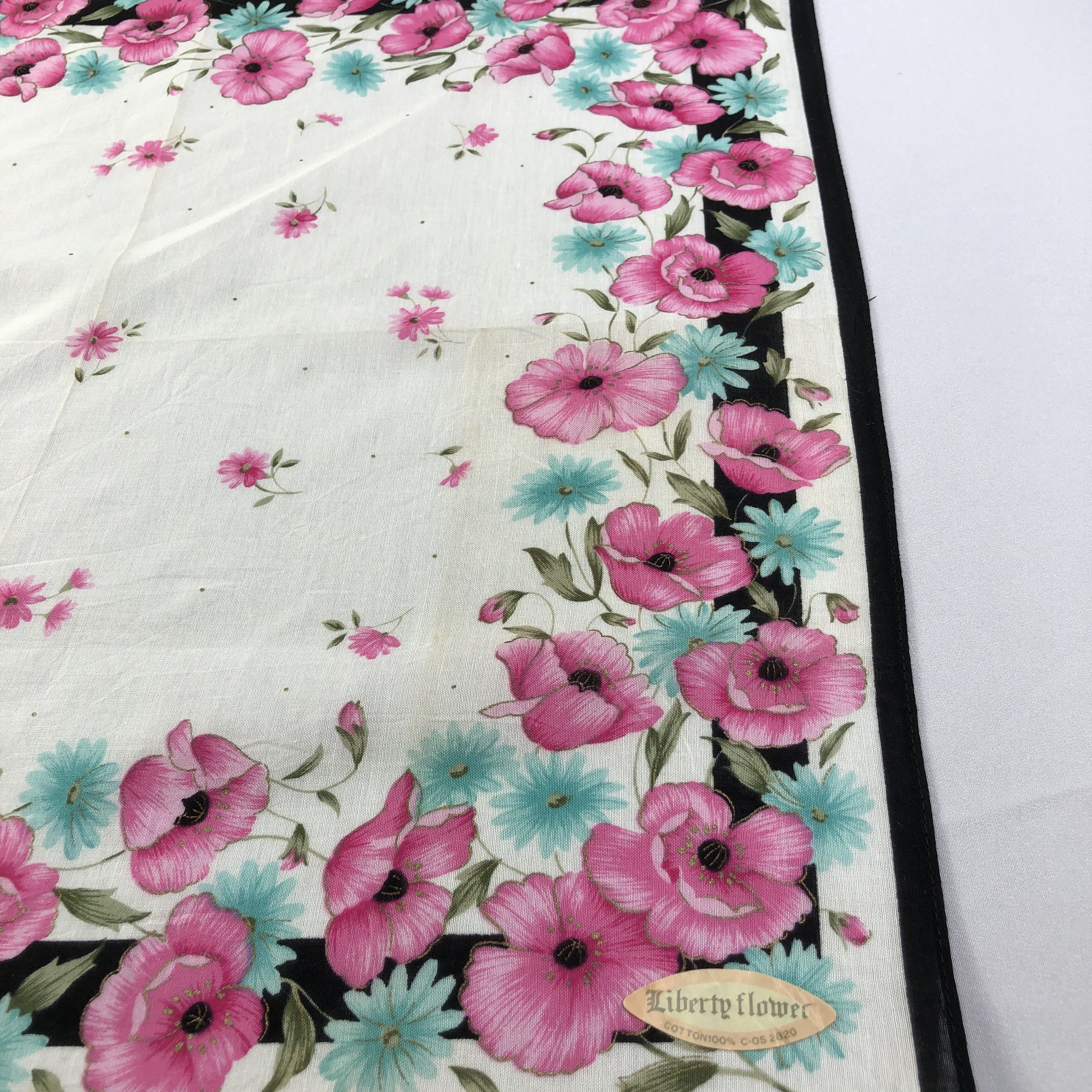 Vintage liBErty Flowers Handkerchief Neckerchief Bandana H1830 Size ONE SIZE - 5 Thumbnail