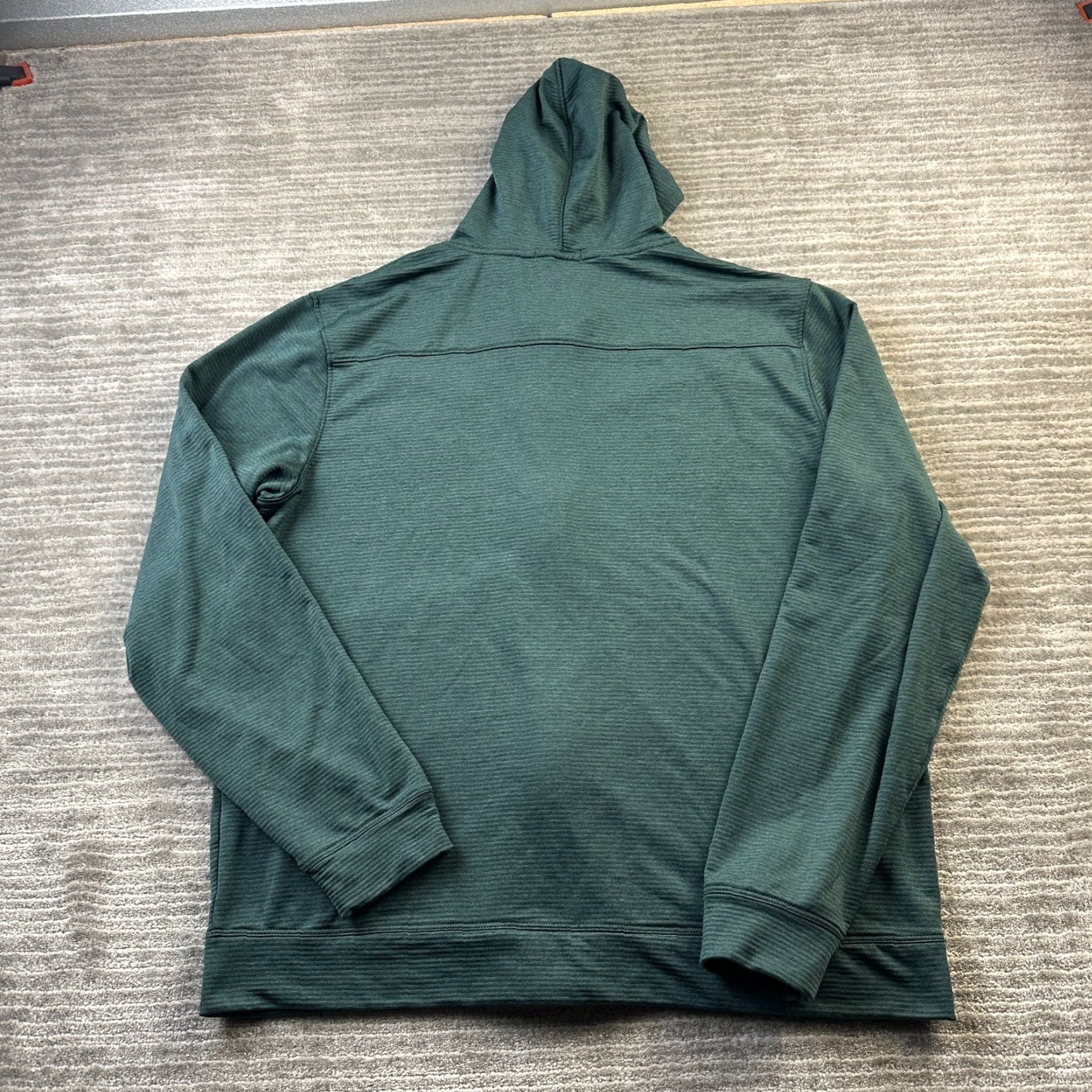 Peter Millar Peter Millar Hoodie Mens Large Green Crown Sport Beaumont Performance Golf Size US L / EU 52-54 / 3 - 2 Thumbnail