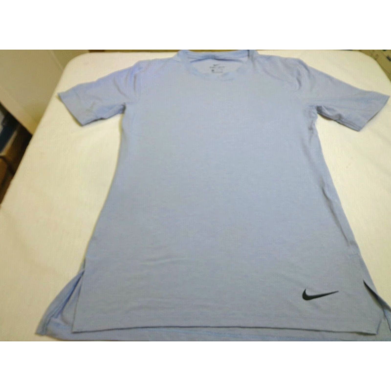 Nike **Nike Dri-FIT Blue Men's T-Shirt Size Small** User: **Dri-FIT Nike Blue Men's T-Shirt Size Small** Size US S / EU 44-46 / 1 - 2 Thumbnail