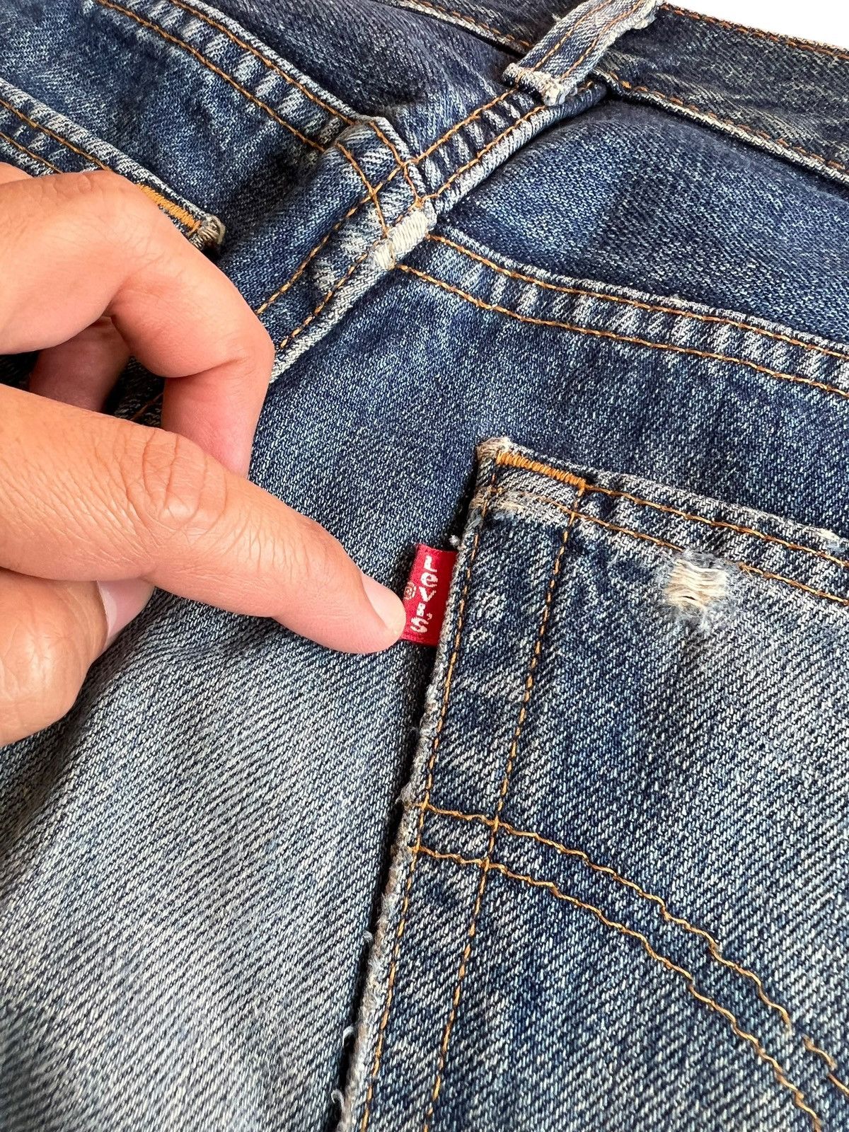 Levi's Vintage Levis 501 Distress Jean Very Rare Size US 31 - 13 Thumbnail