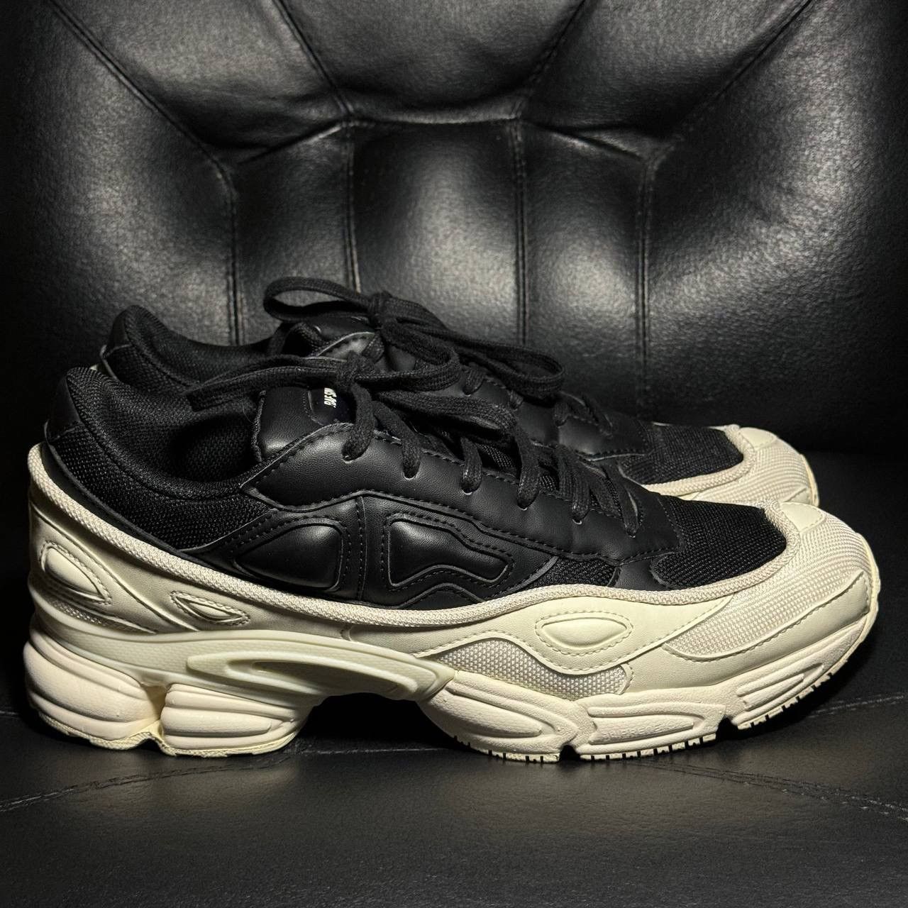 Adidas × Raf Simons Adidas Raf Simons Ozweego Cream White Fw18 Size US 9.5 / EU 42-43 - 1 Thumbnail