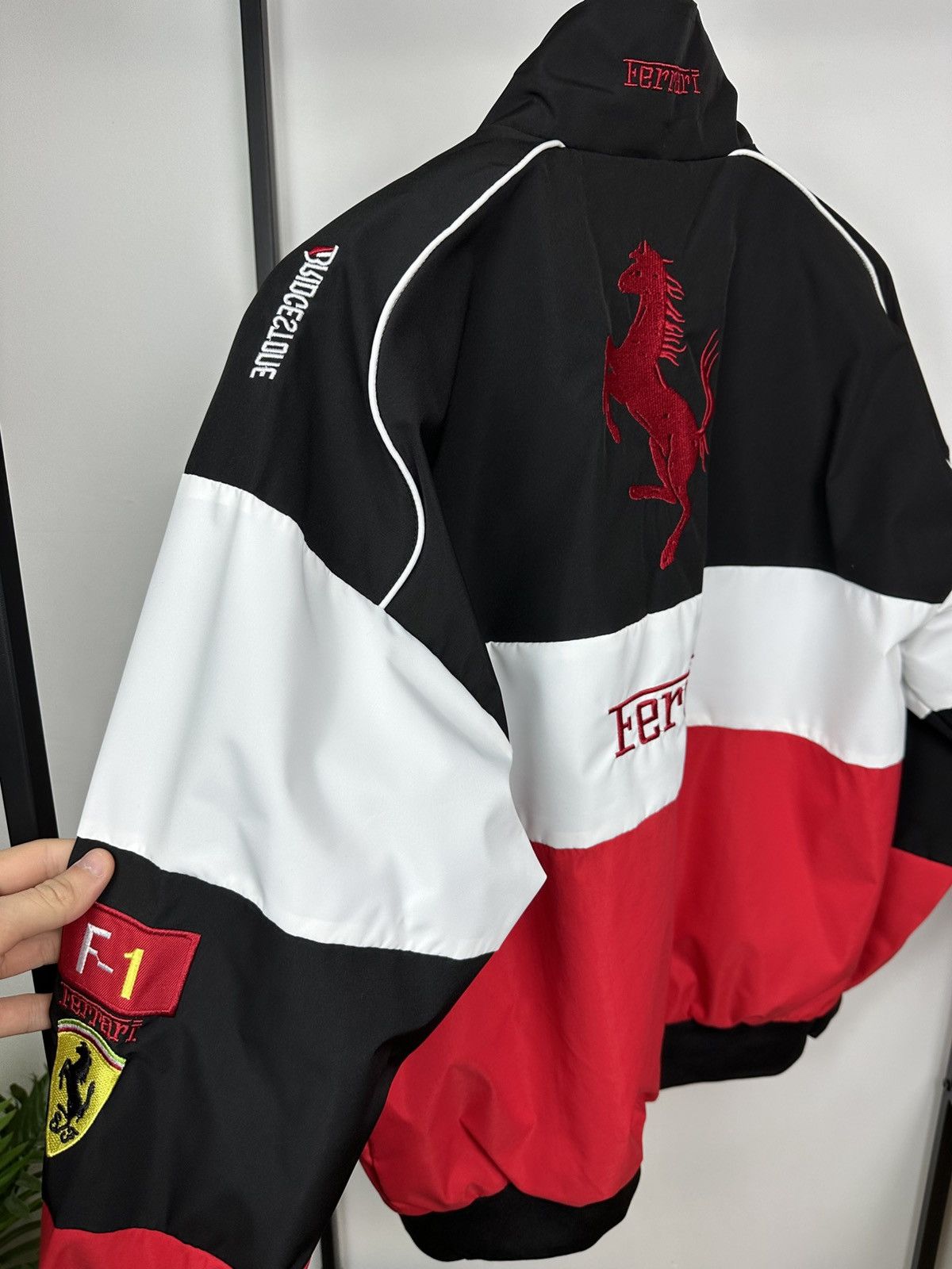 Formula 1 Ferrari Team Formula 1 F1 Racing Jacket Bomber Men’s M Size US M / EU 48-50 / 2 - 10 Thumbnail