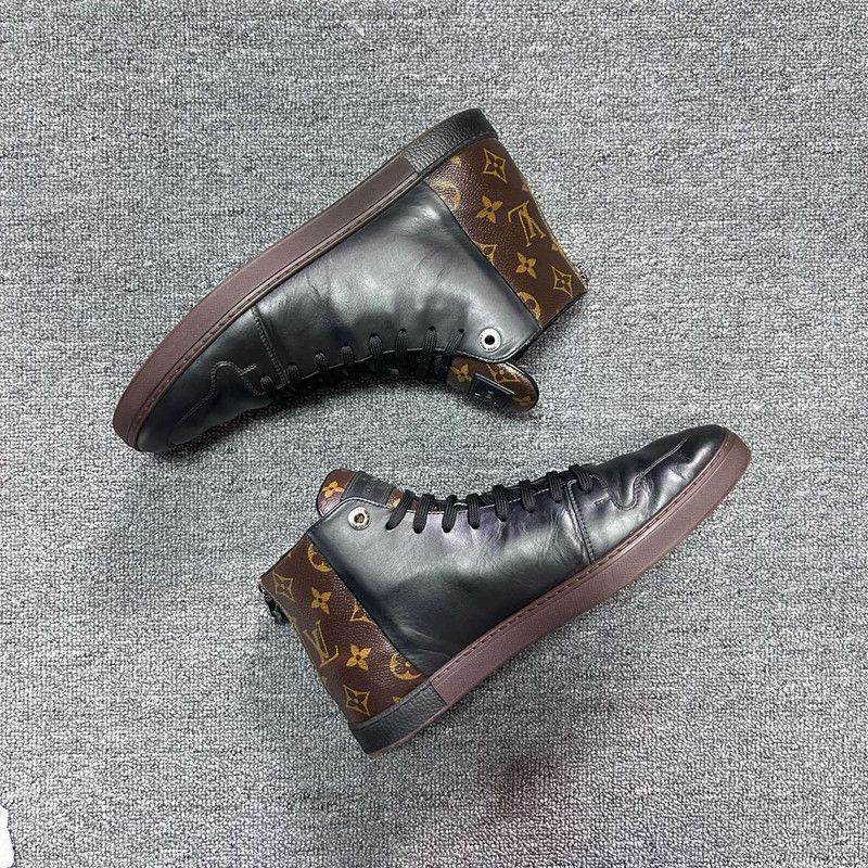Louis Vuitton Louis Vuitton Black Monogram High-Top Sneakers - Size US 8 / EU 41 - 3 Thumbnail