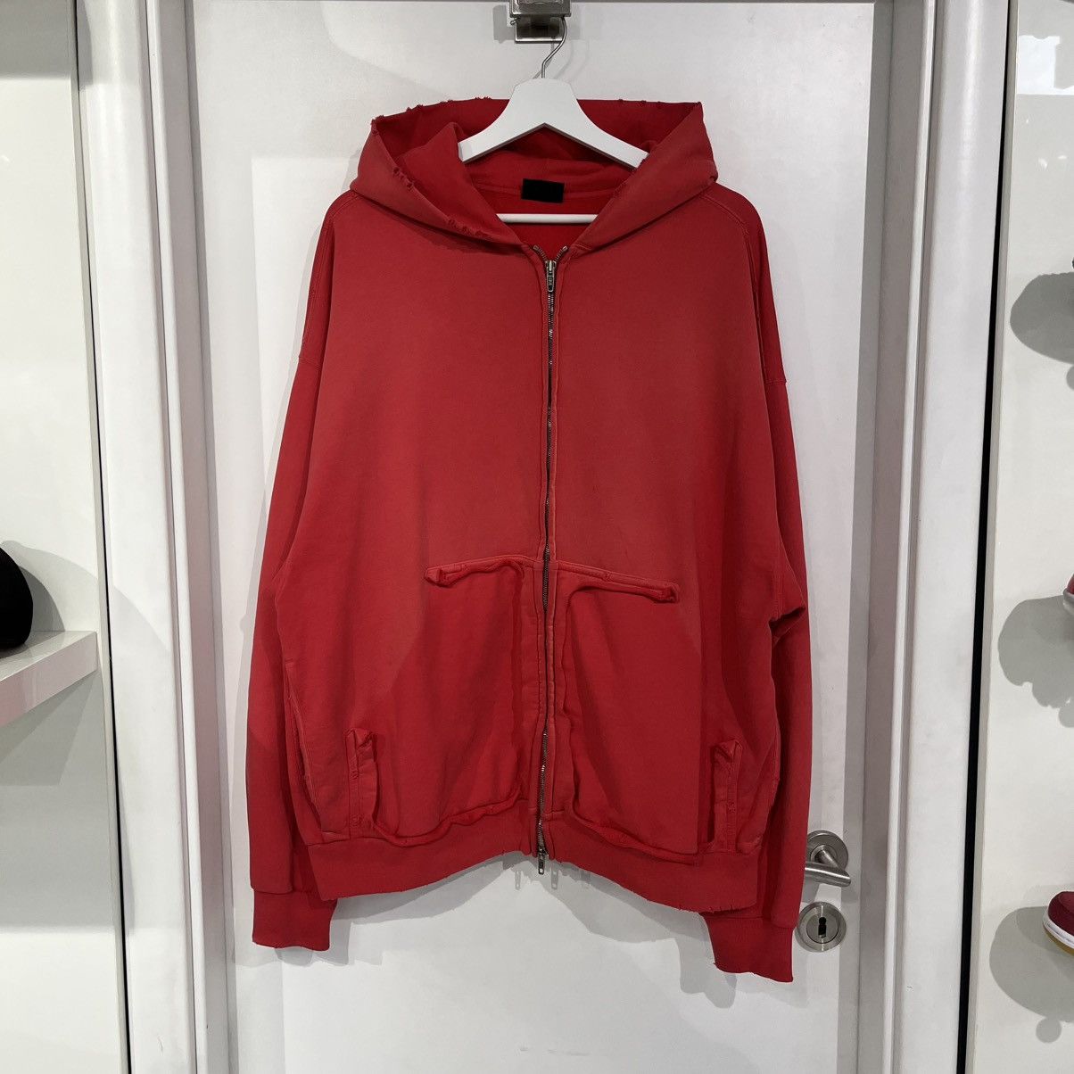 Balenciaga Balenciaga Tape Type Ripped Pocket Zip Up Hoodie Red Size US M / EU 48-50 / 2 - 2 Thumbnail