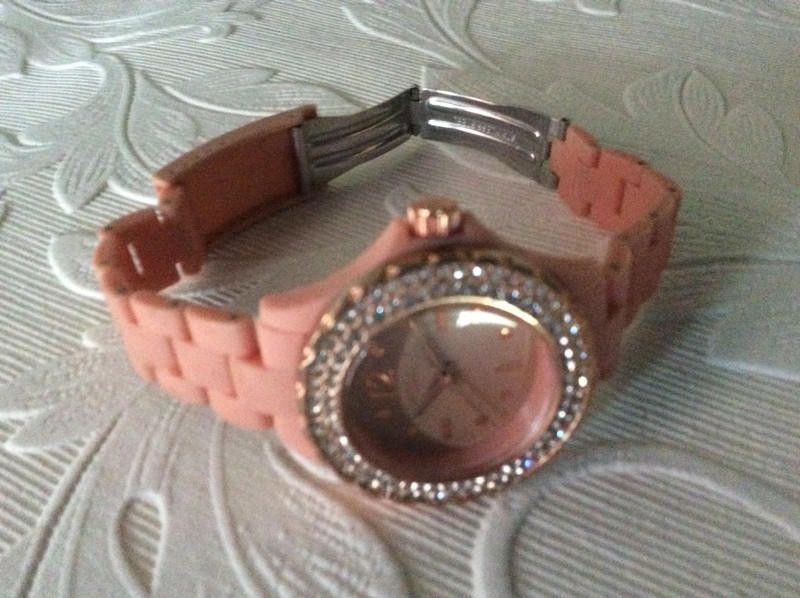 Designer Identity beach soft ladies watch Size ONE SIZE - 12 Thumbnail