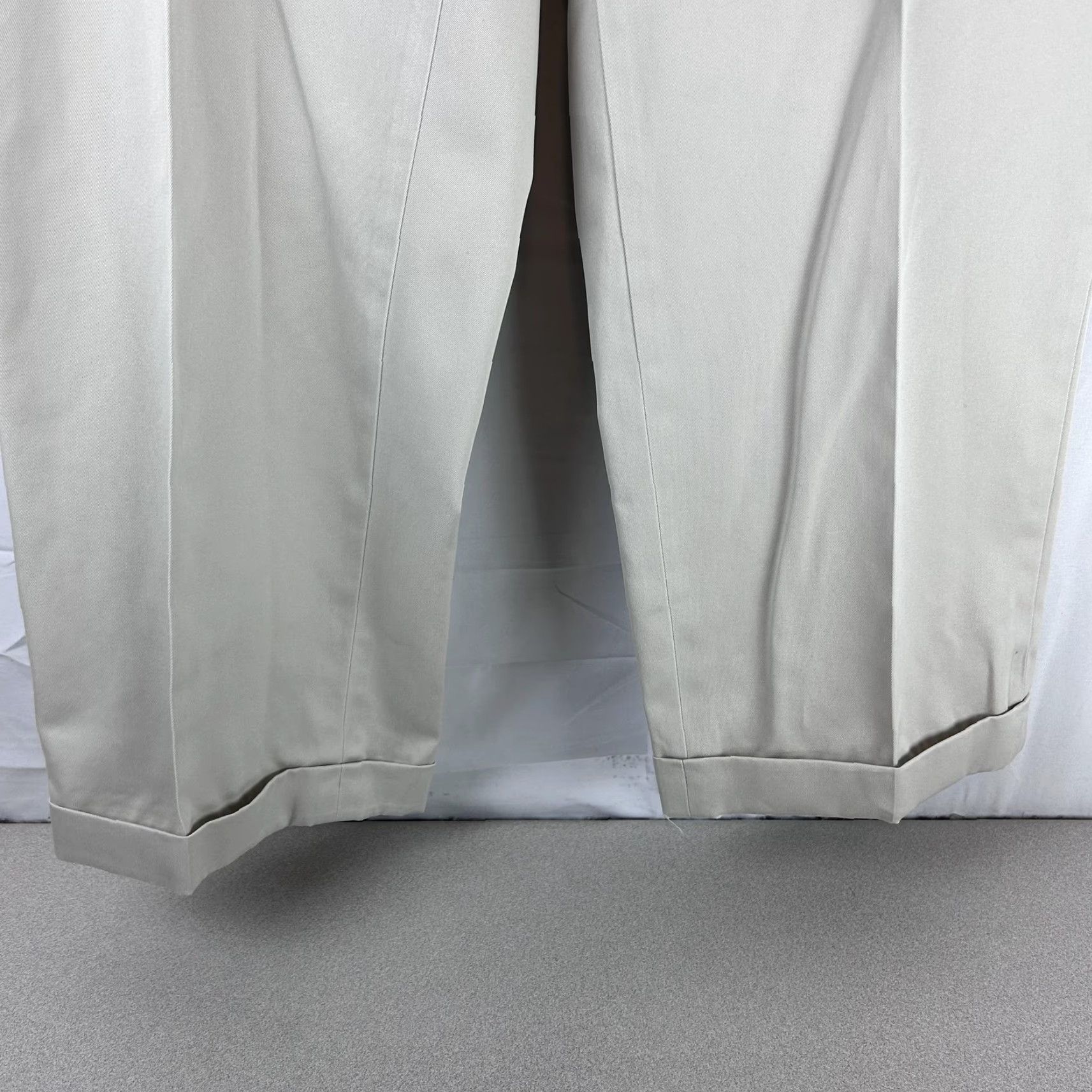 Brooks Brothers Brooks Brothers Pants Clark Fit Advantage Chino Lightweight Khaki Beige 38x30 Flat Front Cuffed Mens Size US 38 / EU 54 - 7 Thumbnail