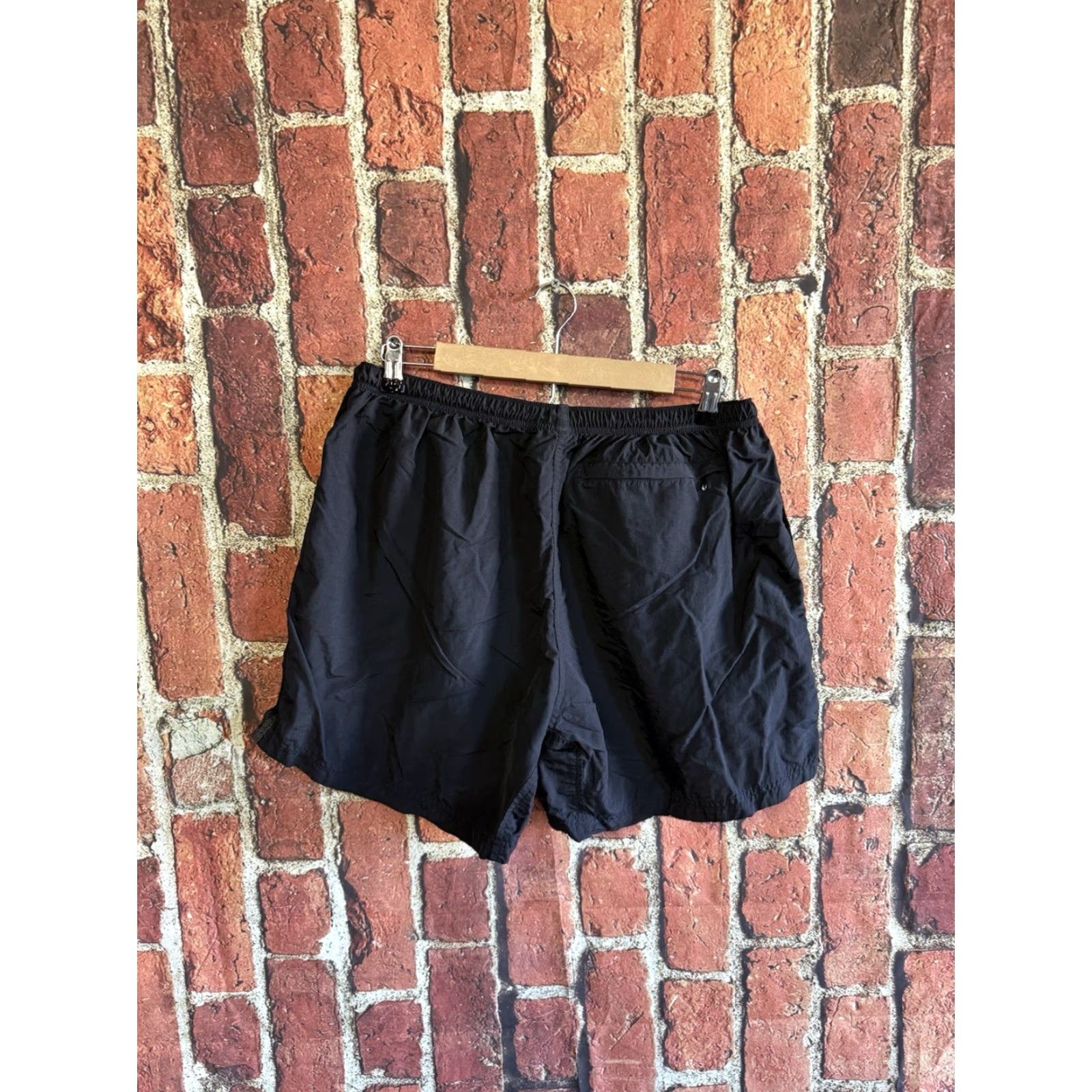 Vintage REI Womens Black Athletic Nylon Running Shorts XL Drawstring Size 40" / US 18 - 2 Thumbnail