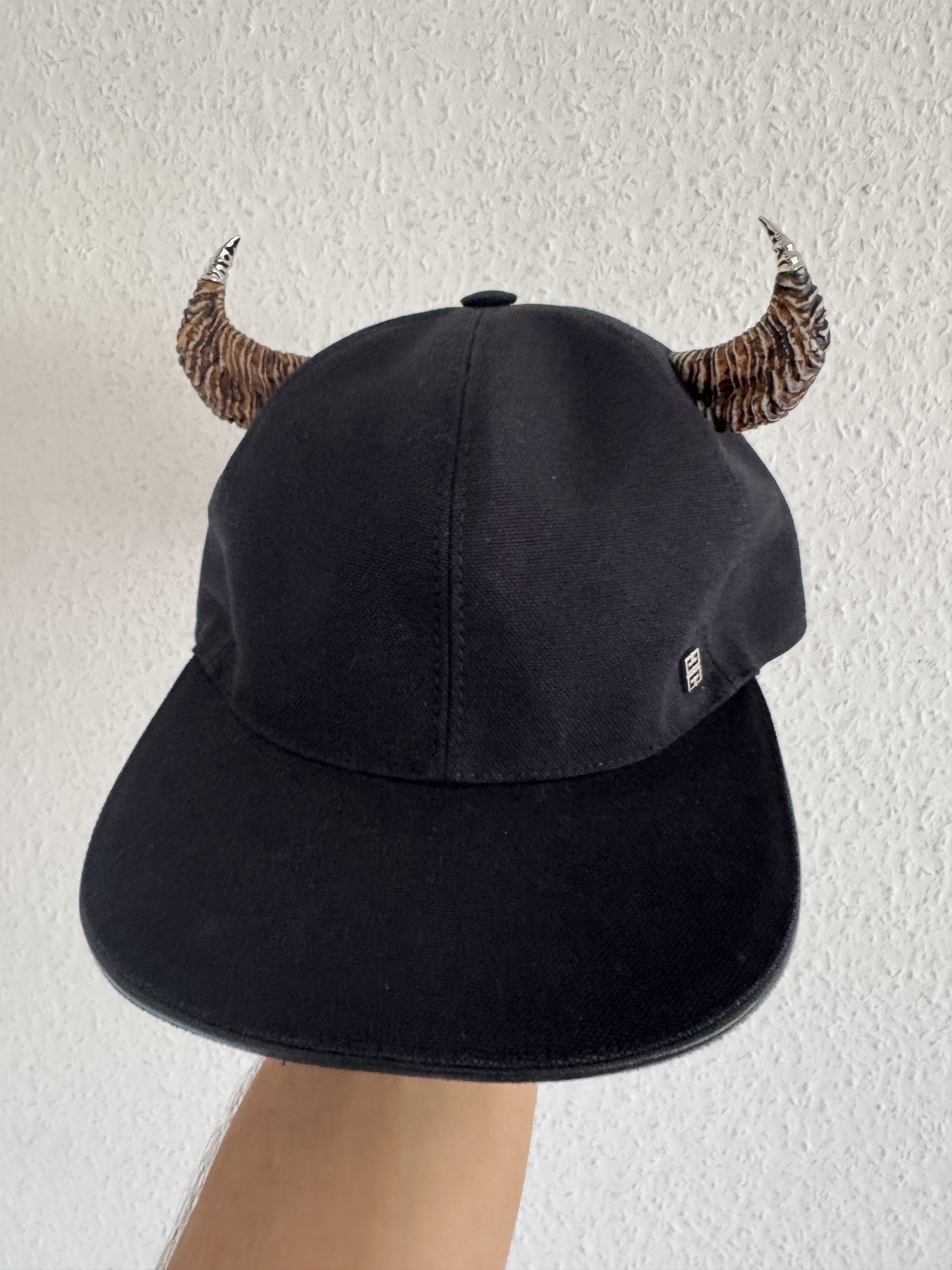 Givenchy Horn-detailed cap with 4G plaque Size ONE SIZE - 1 Thumbnail