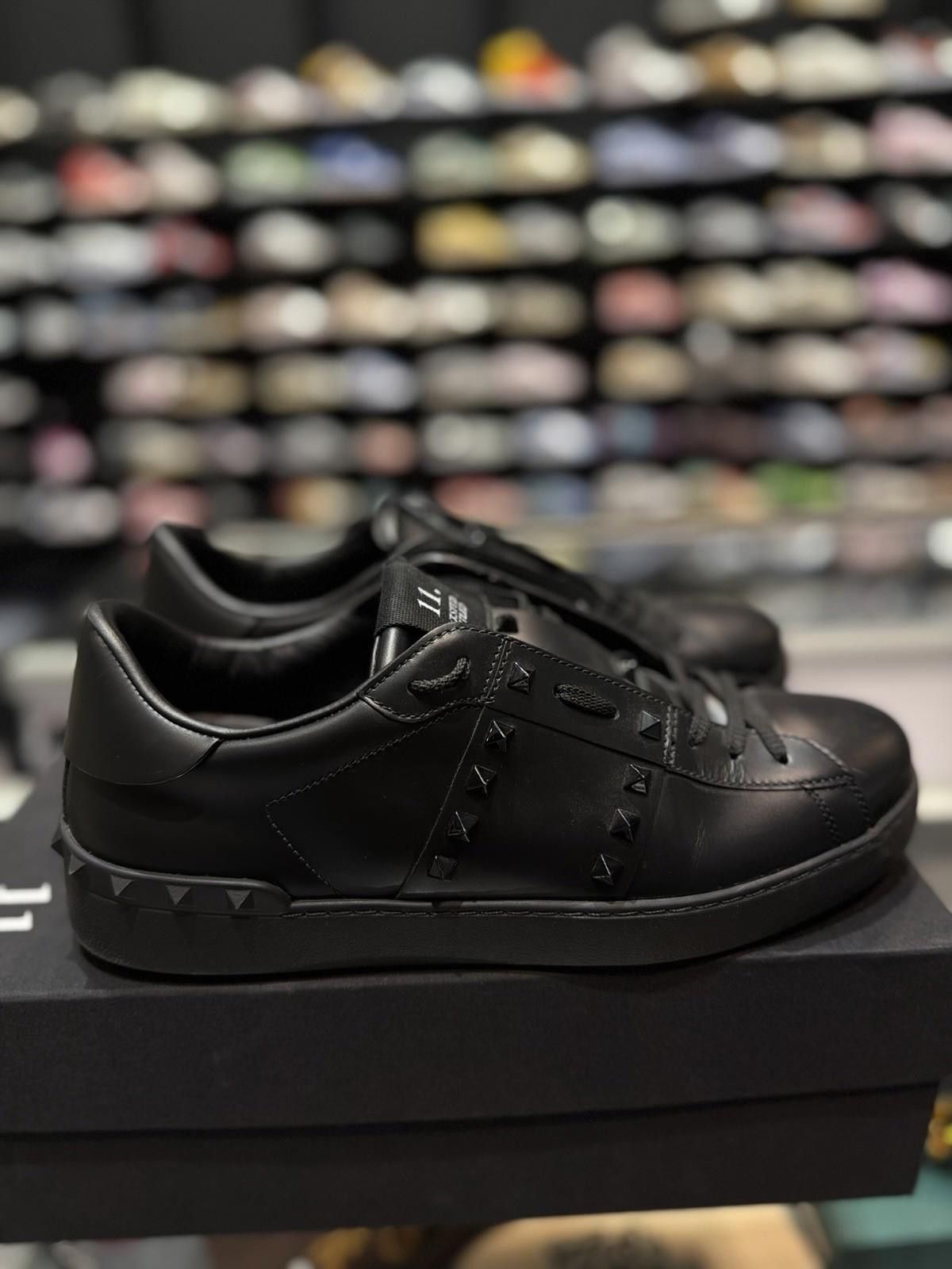 Valentino Valentino Studs Black Leather Sneaker 44EU/11US $850 Size US 11 / IT 41 - 3 Thumbnail