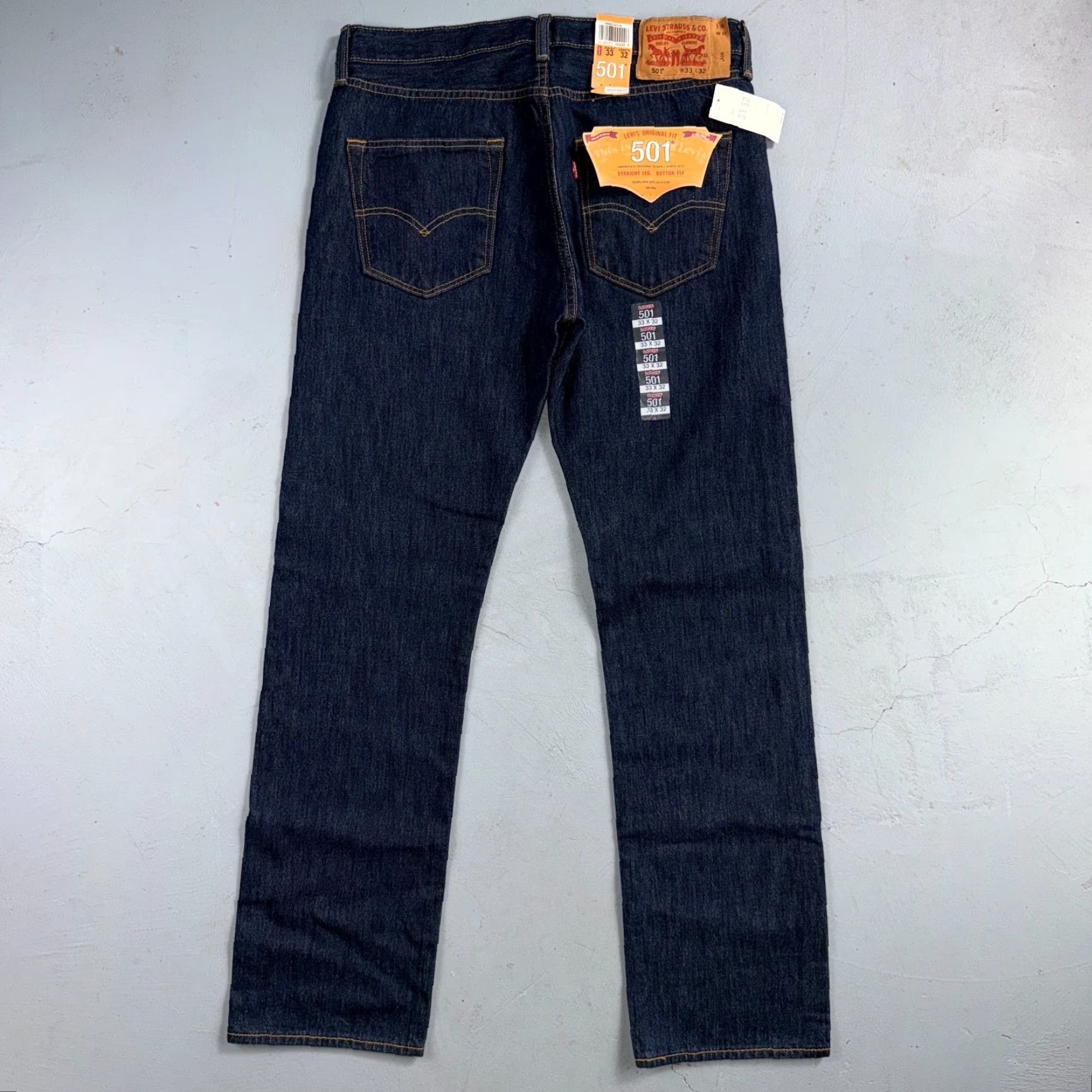 Levi's VINTAGE Levi's 501 Jeans Black Straight Leg 33x32 90s Mens Size US 33 - 2 Thumbnail