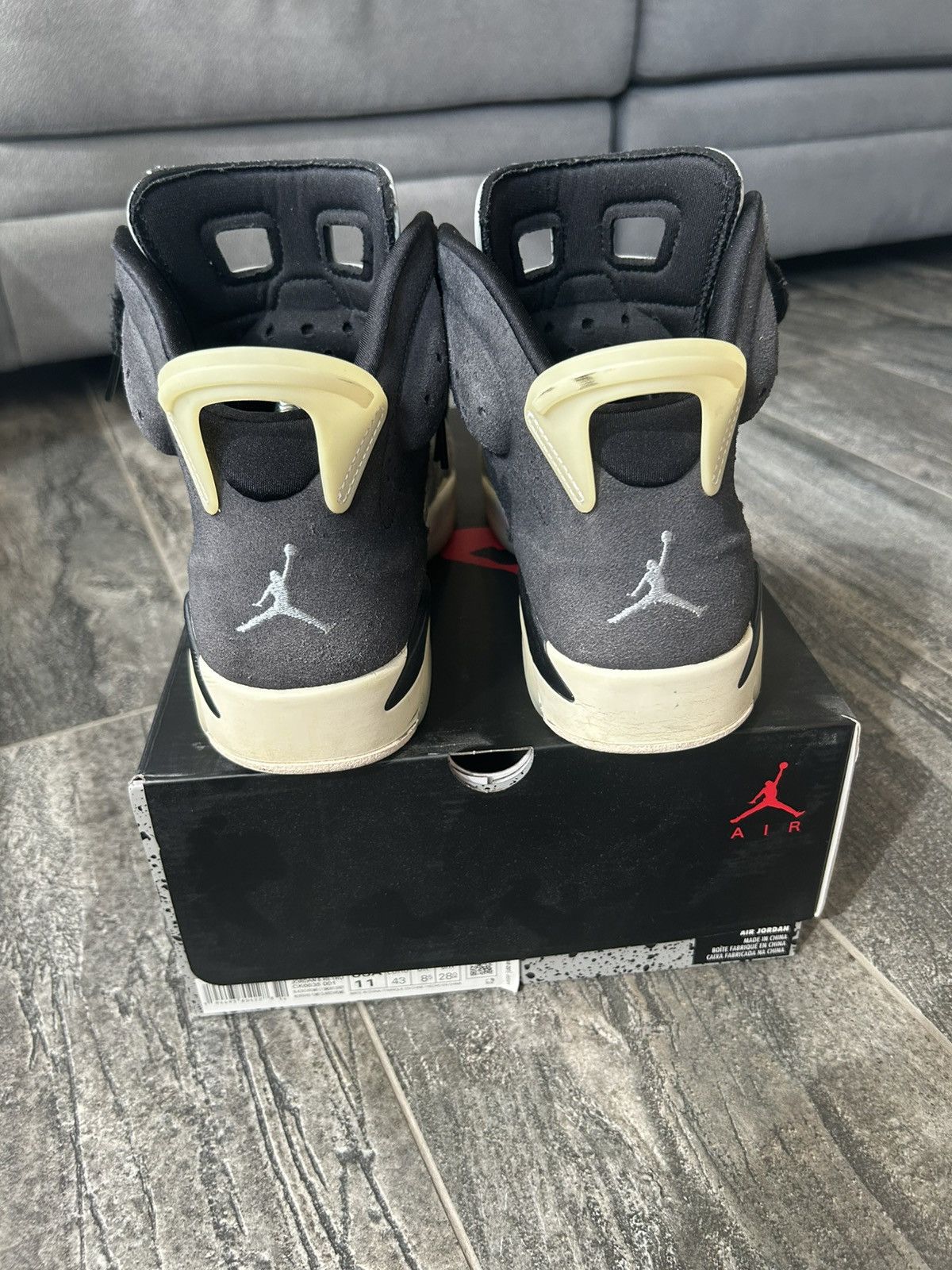 Jordan Brand Jordan 6 Tech Chrome 2020 Size 9.5 Size US 9.5 / EU 42-43 - 5 Thumbnail