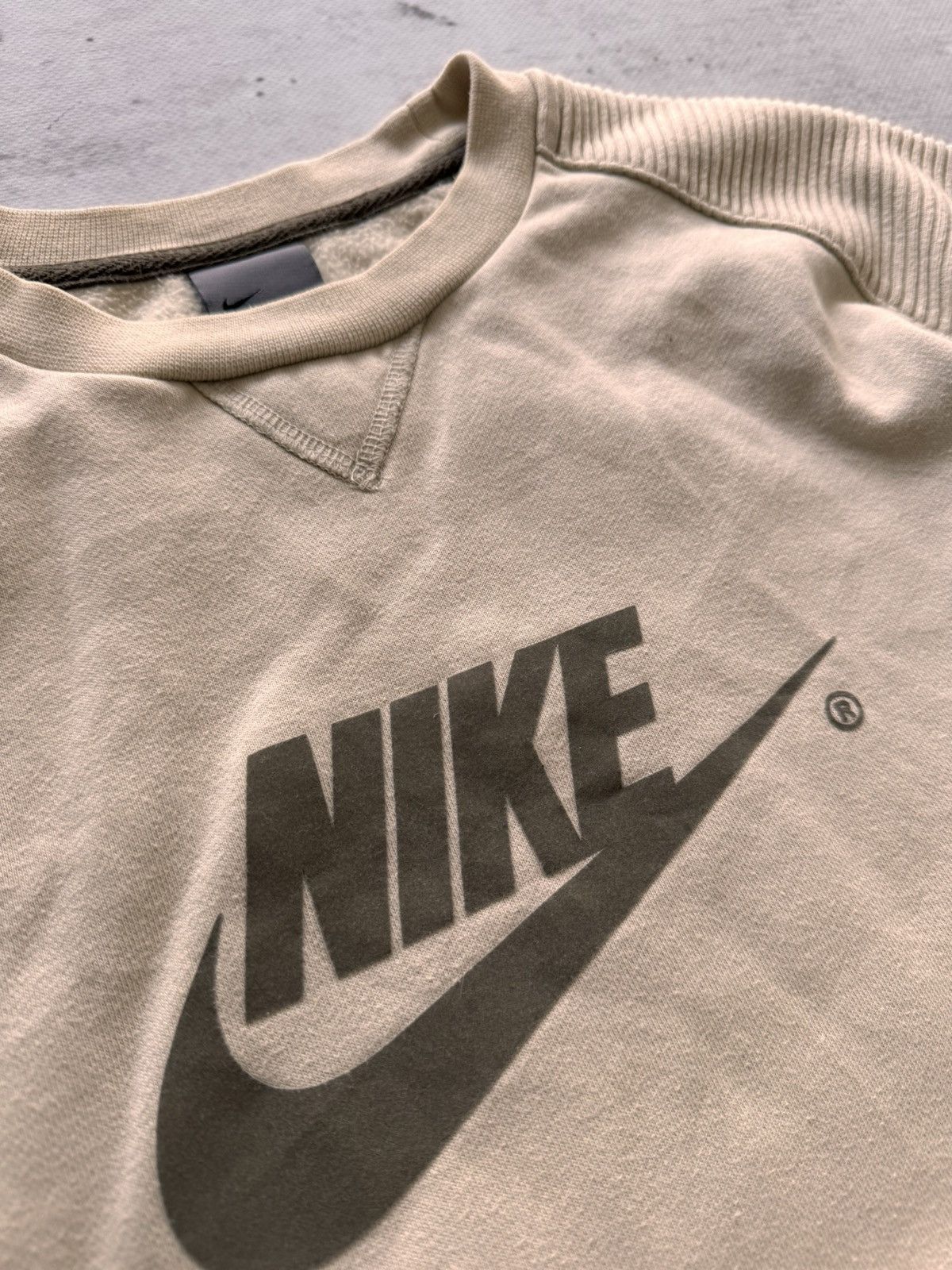 Nike × Vintage NIKE VINTAGE CENTER LOGO OVERSIZE BOXY SWEATSHIRT Size US M / EU 48-50 / 2 - 5 Thumbnail