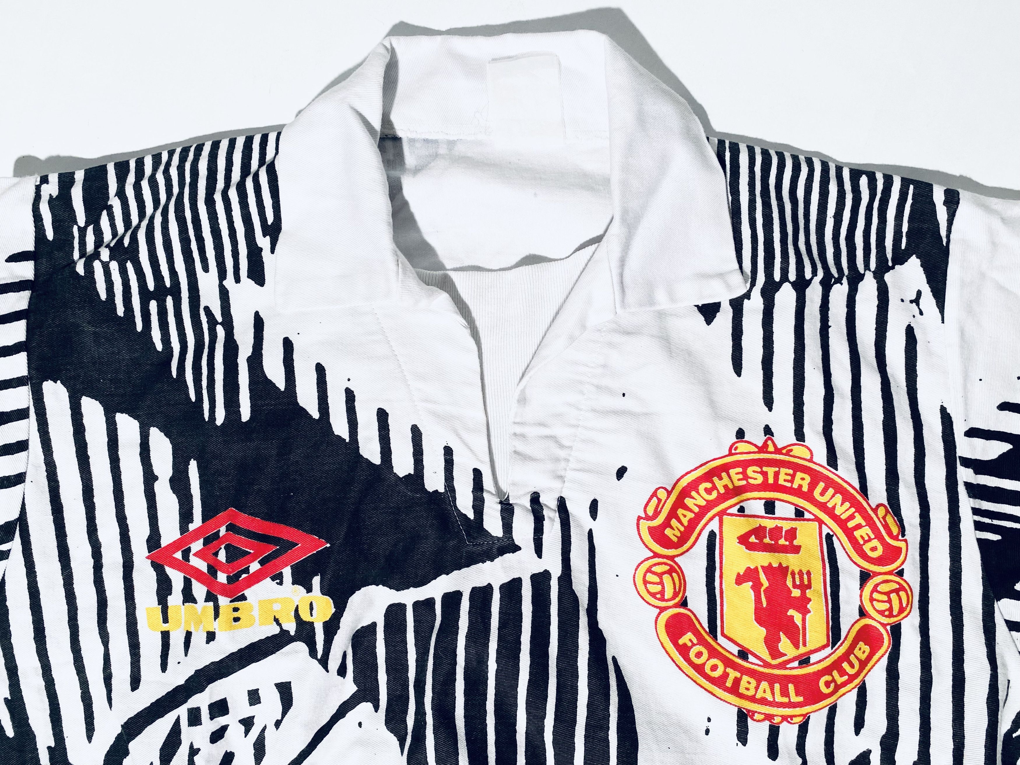 Umbro Manchester United 90s Training Drill Top Sweater Size US M / EU 48-50 / 2 - 7 Thumbnail