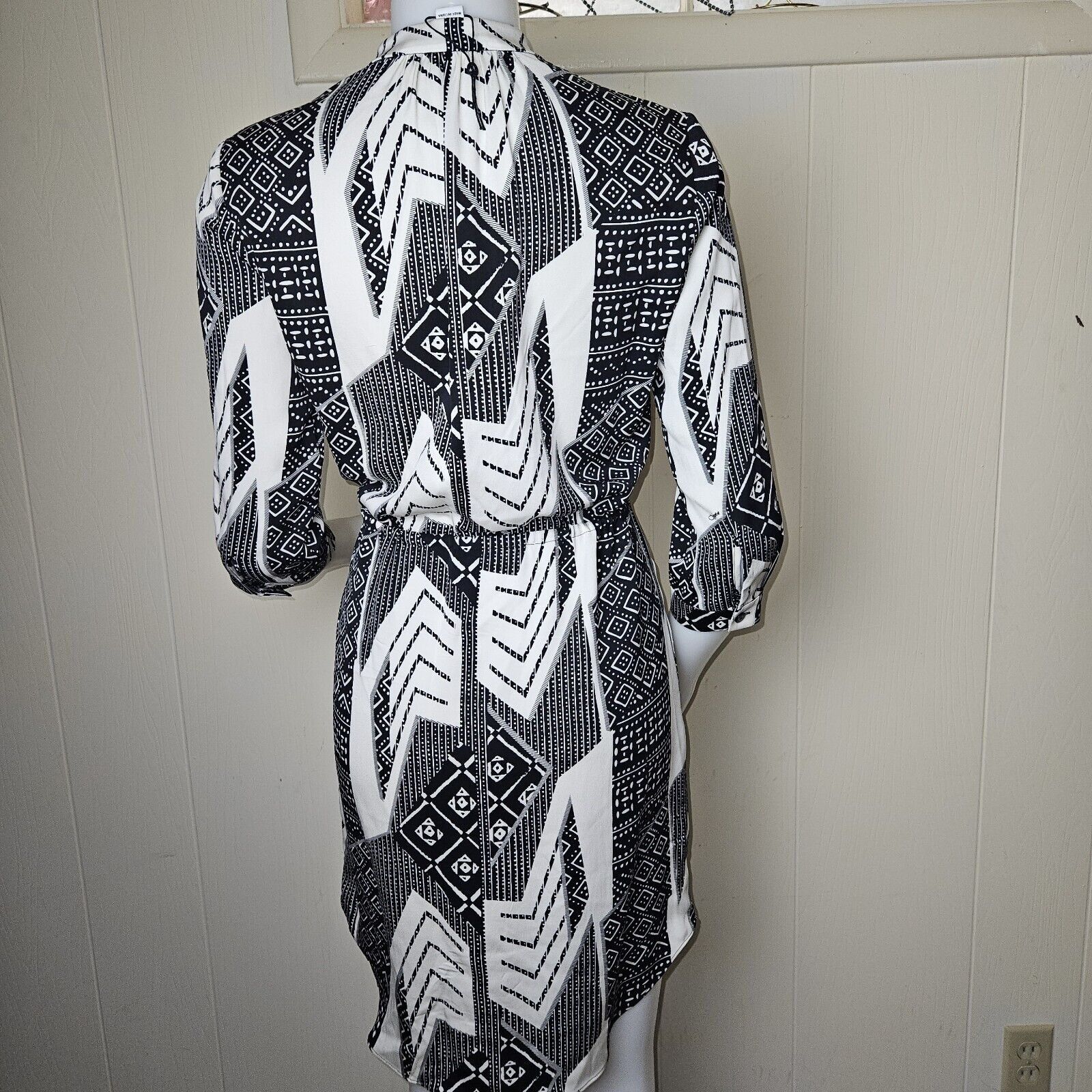 Diane von Furstenberg Diane Von Furstenberg Freya Dress Womens 2 Black Ethnic Prin Size XS / US 0-2 / IT 36-38 - 4 Thumbnail