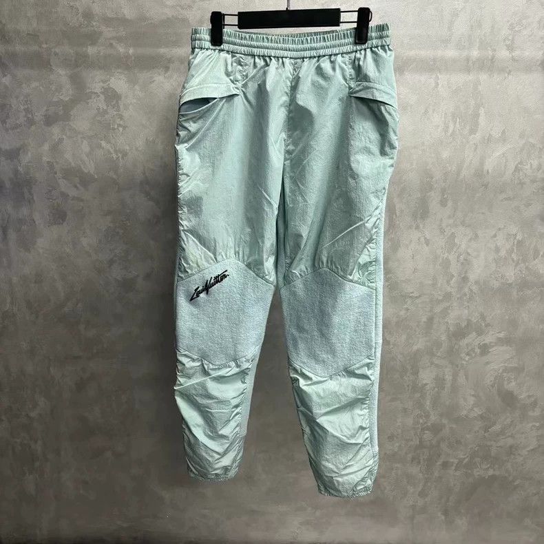 Louis Vuitton Louis Vuitton size s Light blue monogrammed paneled elasti Size US 28 / EU 44 - 1 Thumbnail