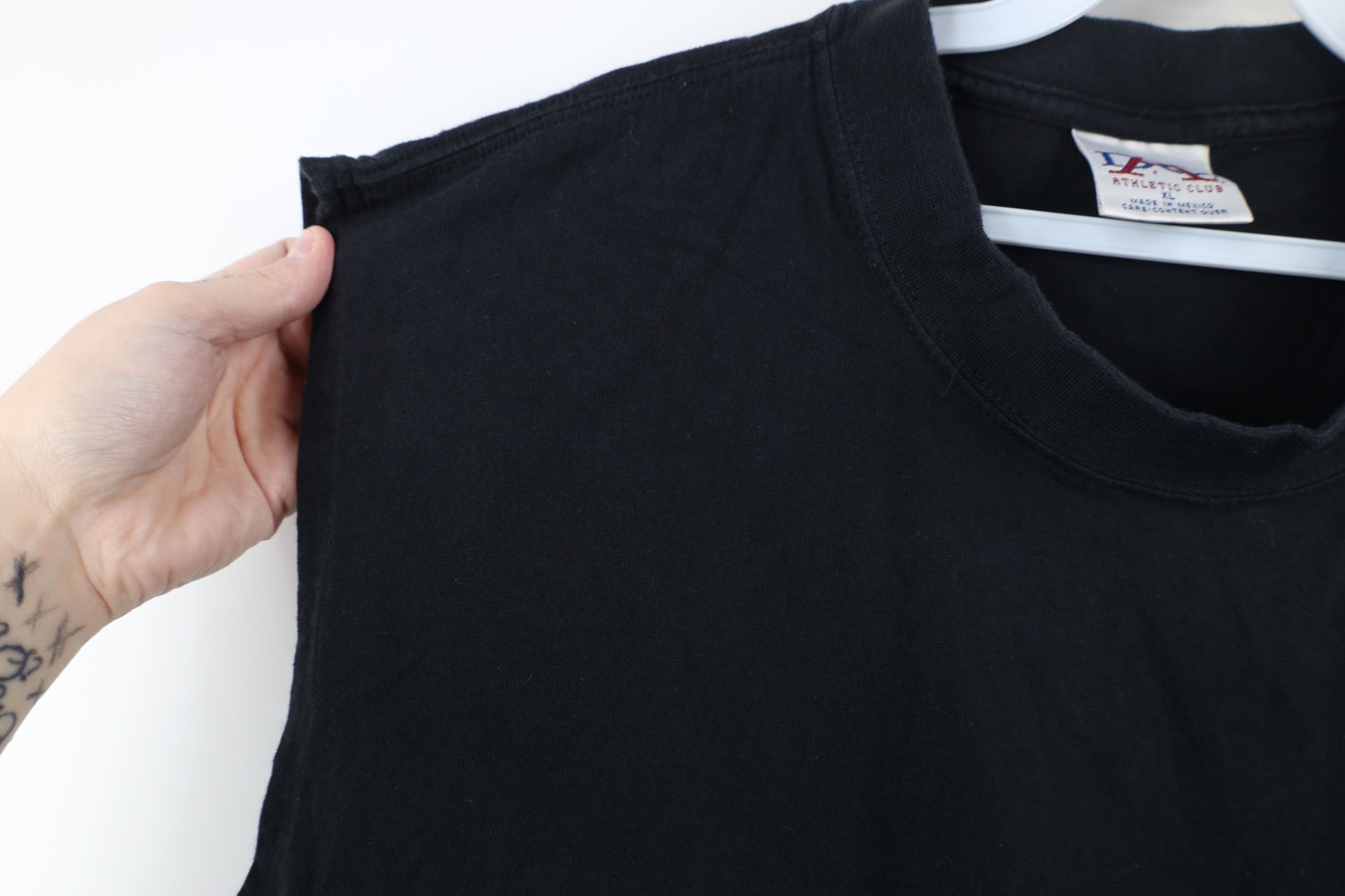 Vintage Vintage 90s Streetwear Sleeveless Muscle T-Shirt Black Size US XL / EU 56 / 4 - 9 Thumbnail