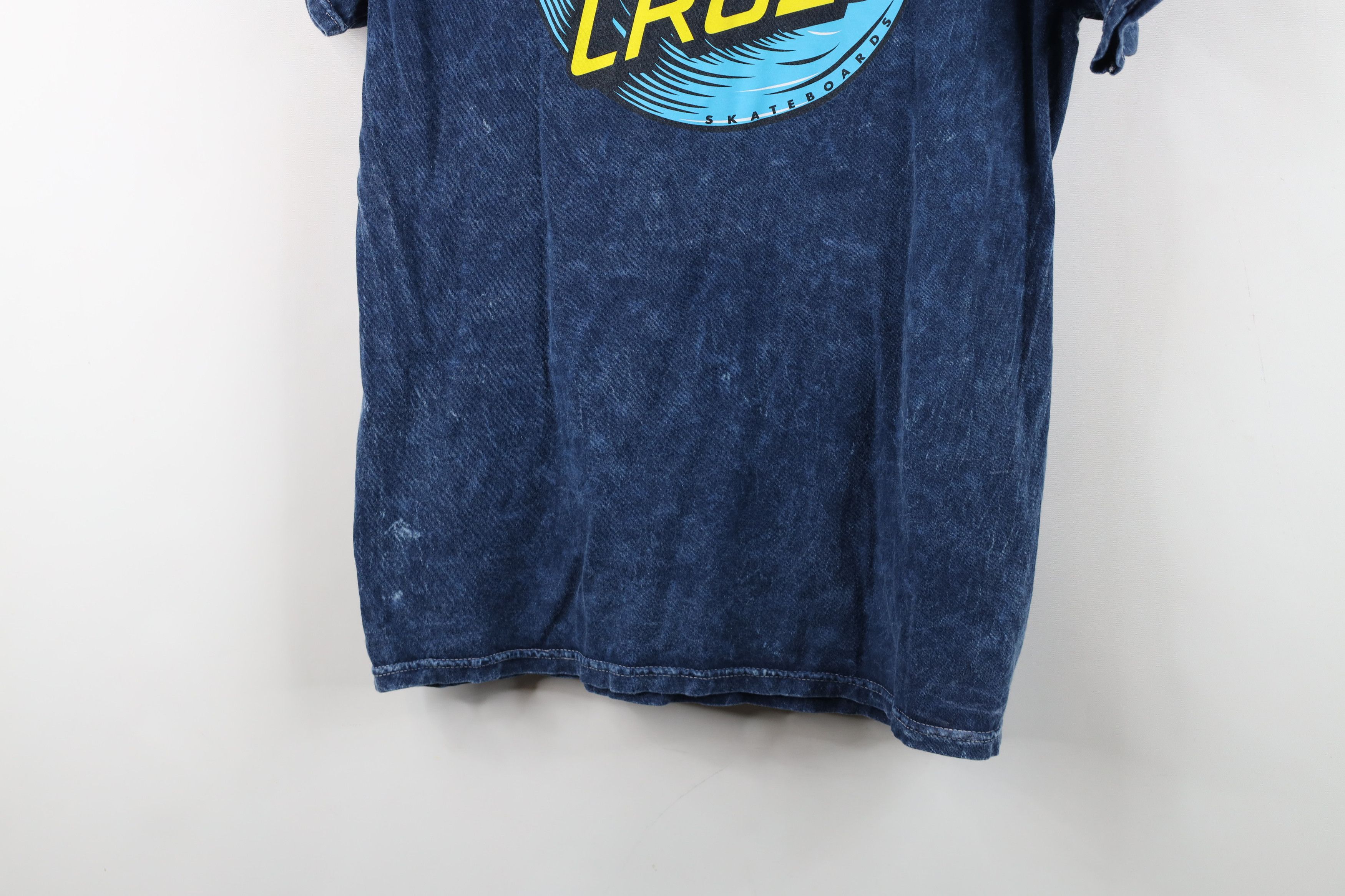 Santa Cruz Skateboards Vintage Y2K Santa Cruz Skateboards Acid Wash Surfing T-Shirt Size US S / EU 44-46 / 1 - 14 Thumbnail
